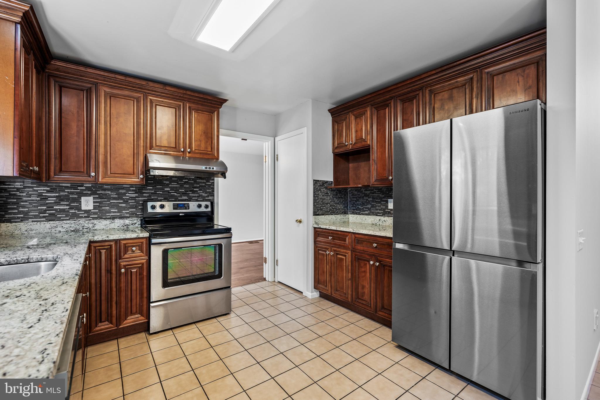 12205 Velvet Hill Dr