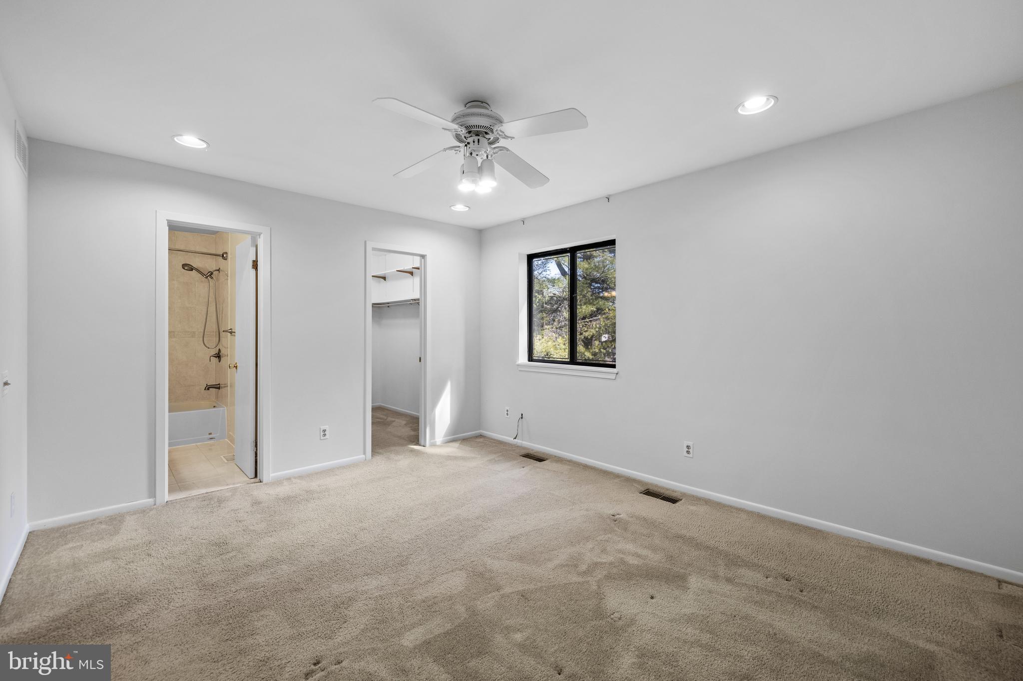 12205 Velvet Hill Dr