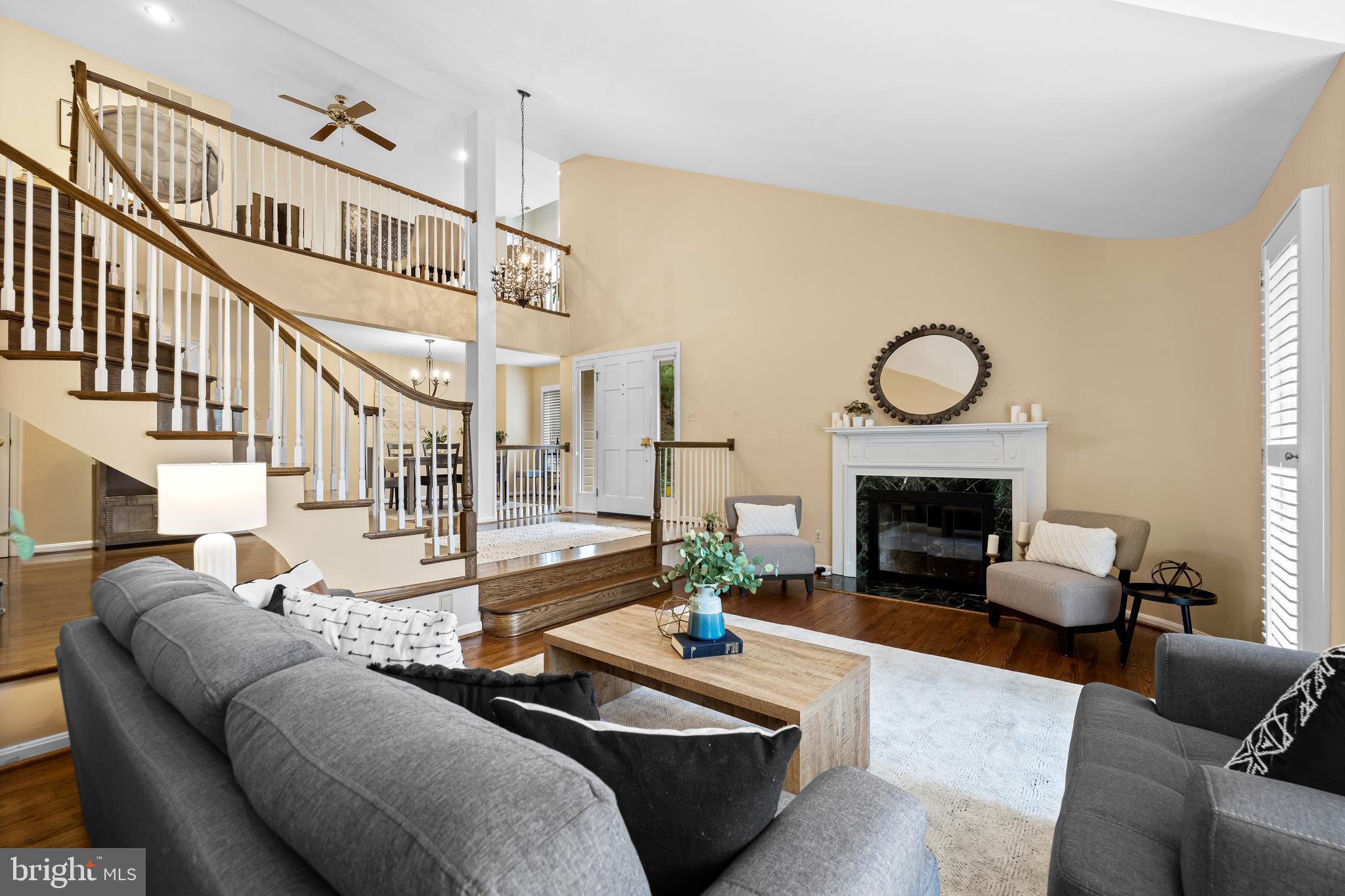 24 Old Boxwood Ln