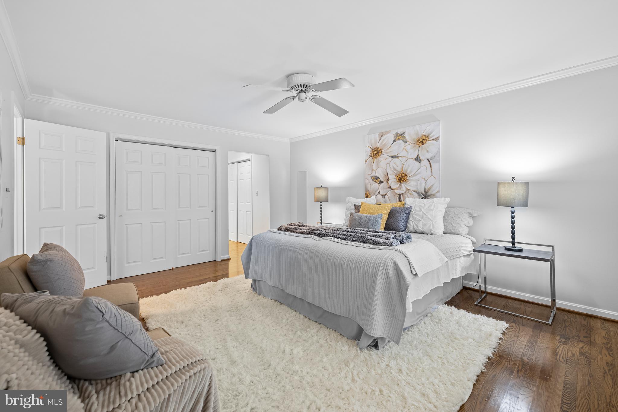 24 Old Boxwood Ln