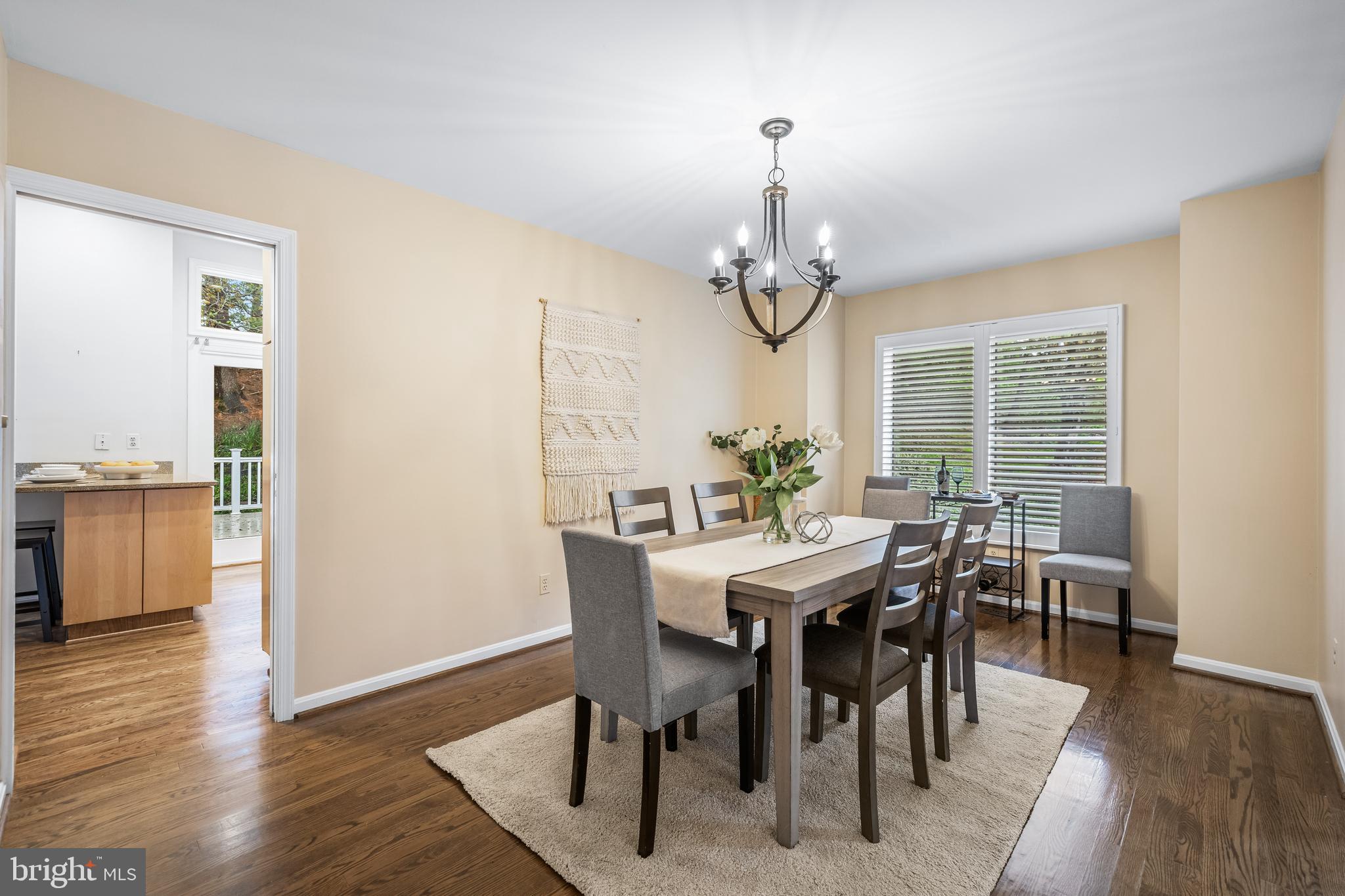 24 Old Boxwood Ln