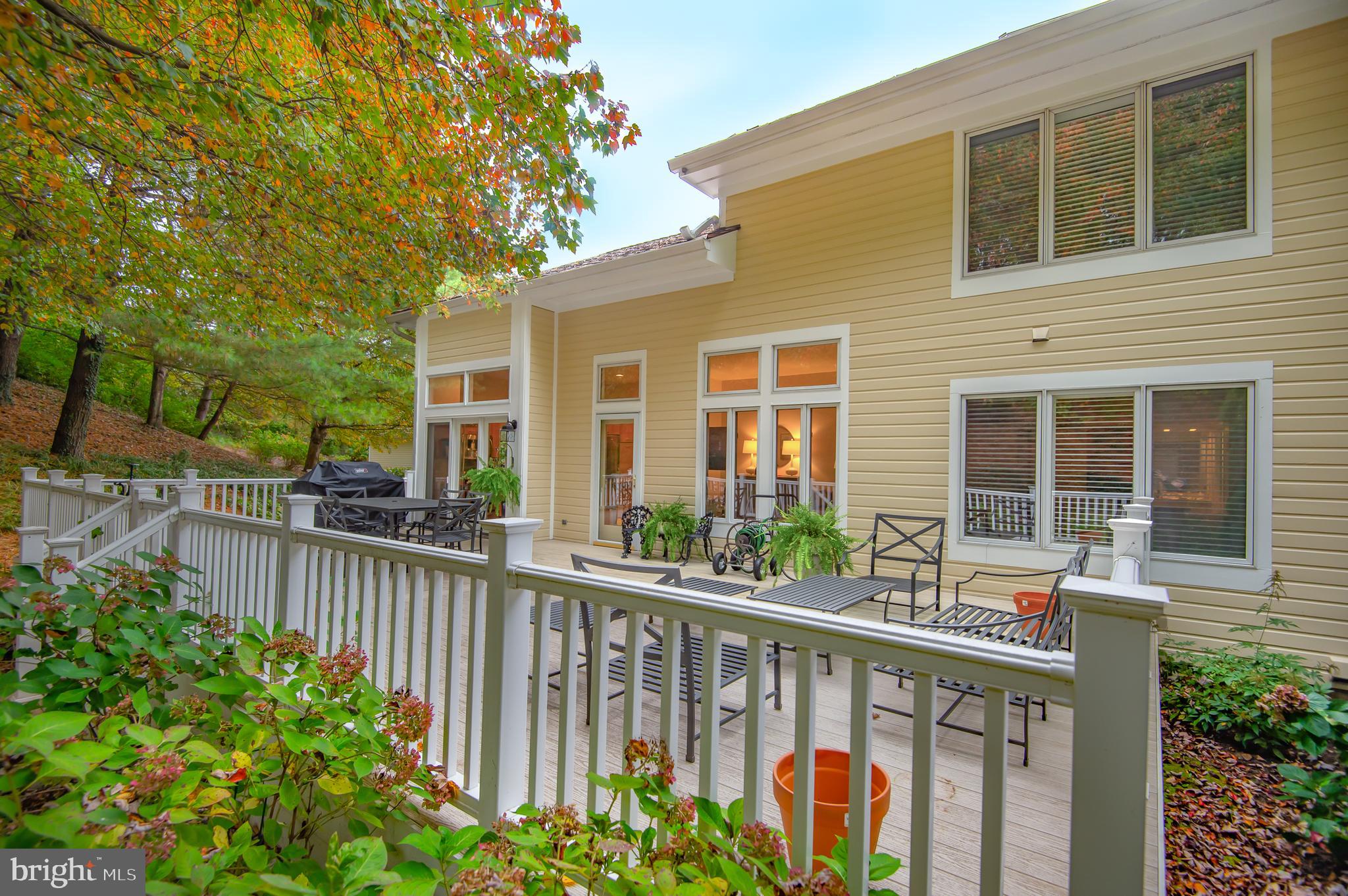 24 Old Boxwood Ln