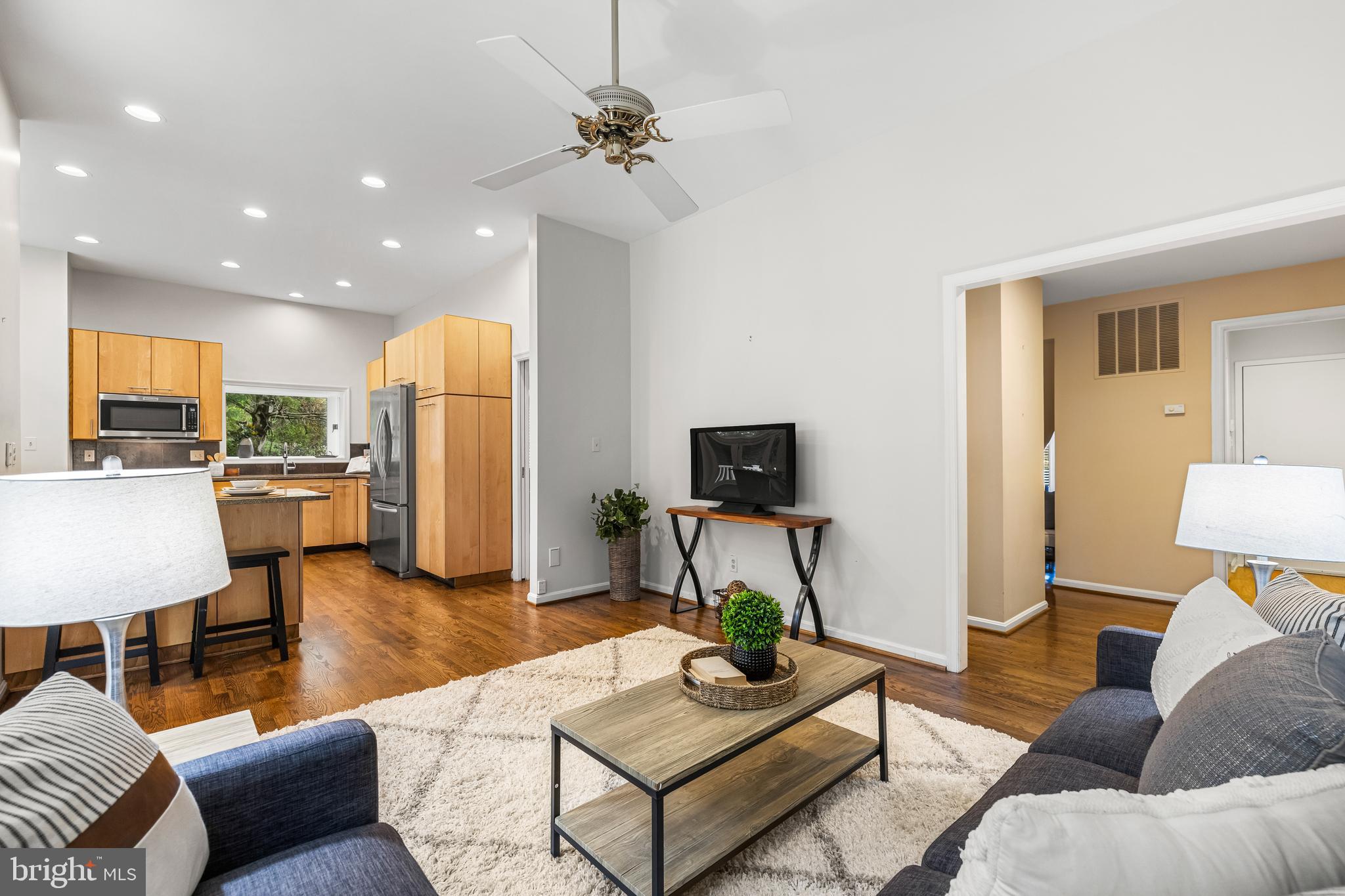 24 Old Boxwood Ln