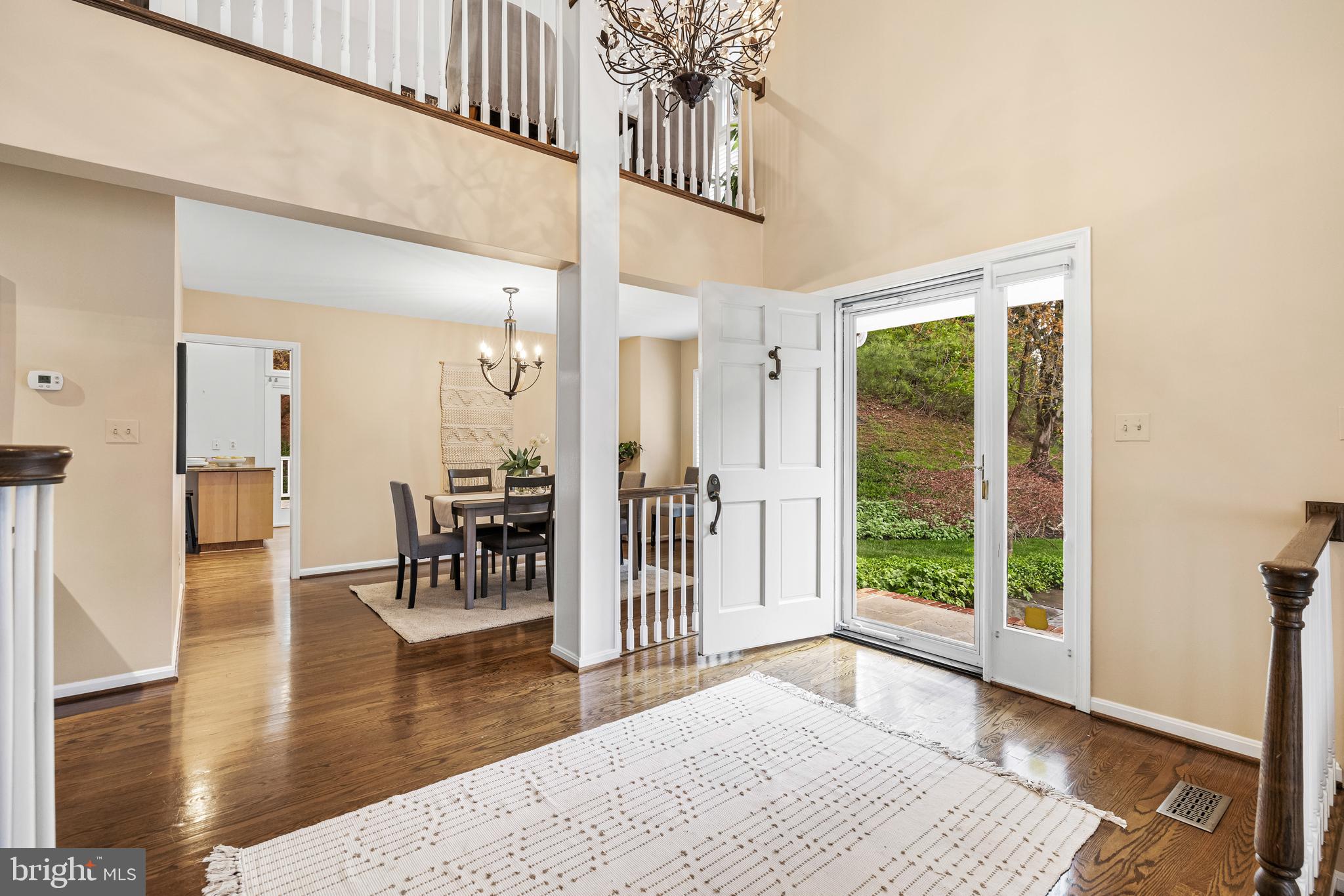 24 Old Boxwood Ln