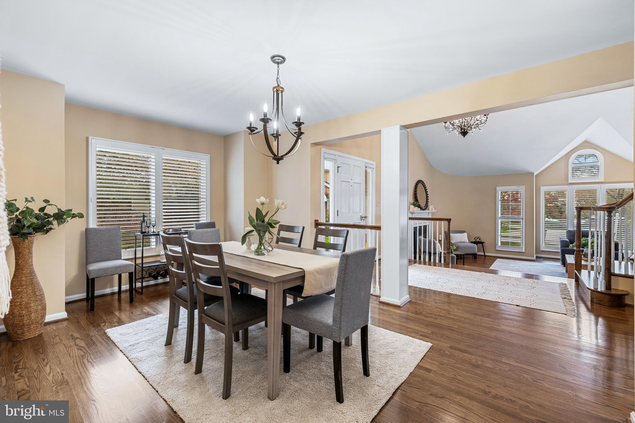 24 Old Boxwood Ln