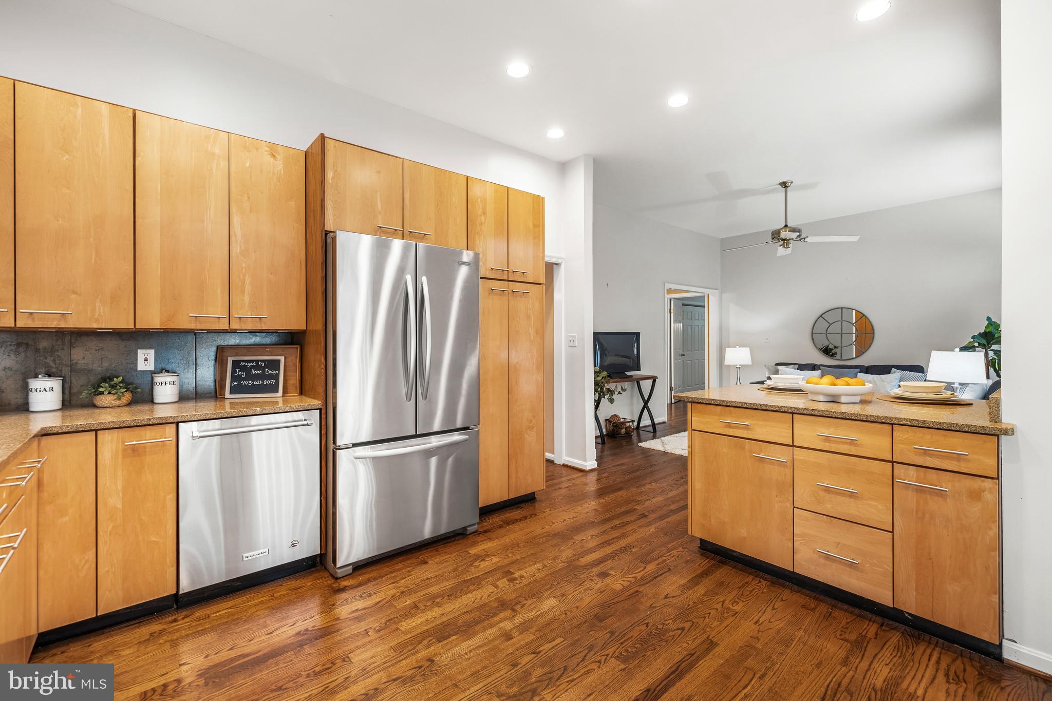 24 Old Boxwood Ln