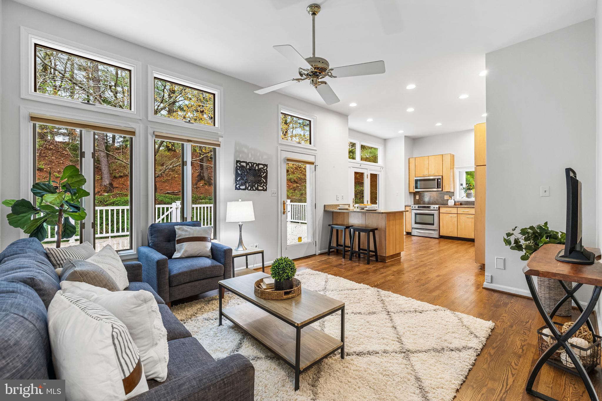24 Old Boxwood Ln