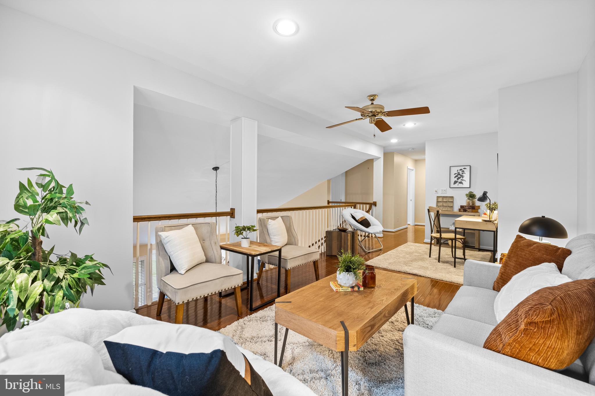 24 Old Boxwood Ln