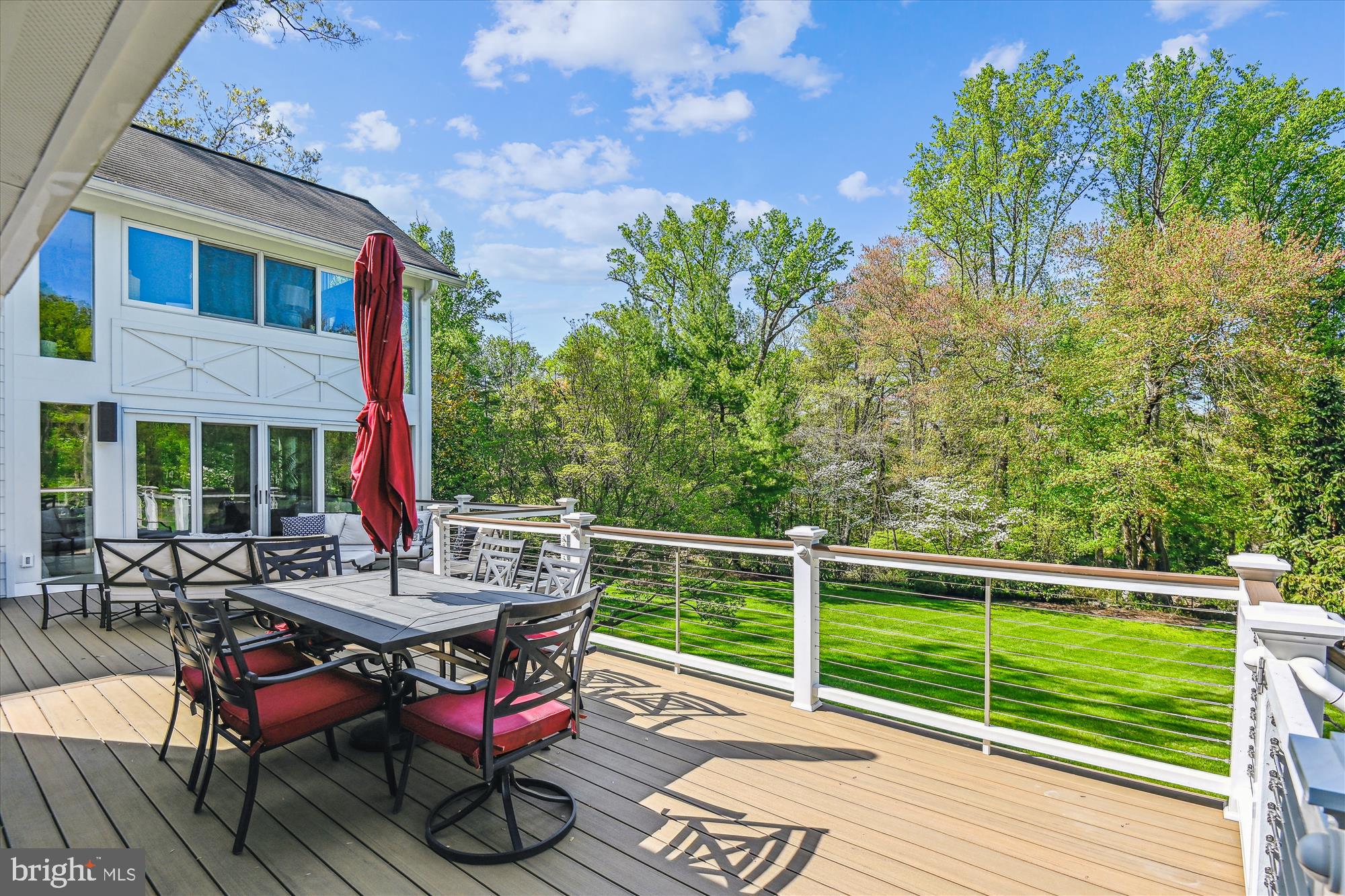 834 Hillside Rd