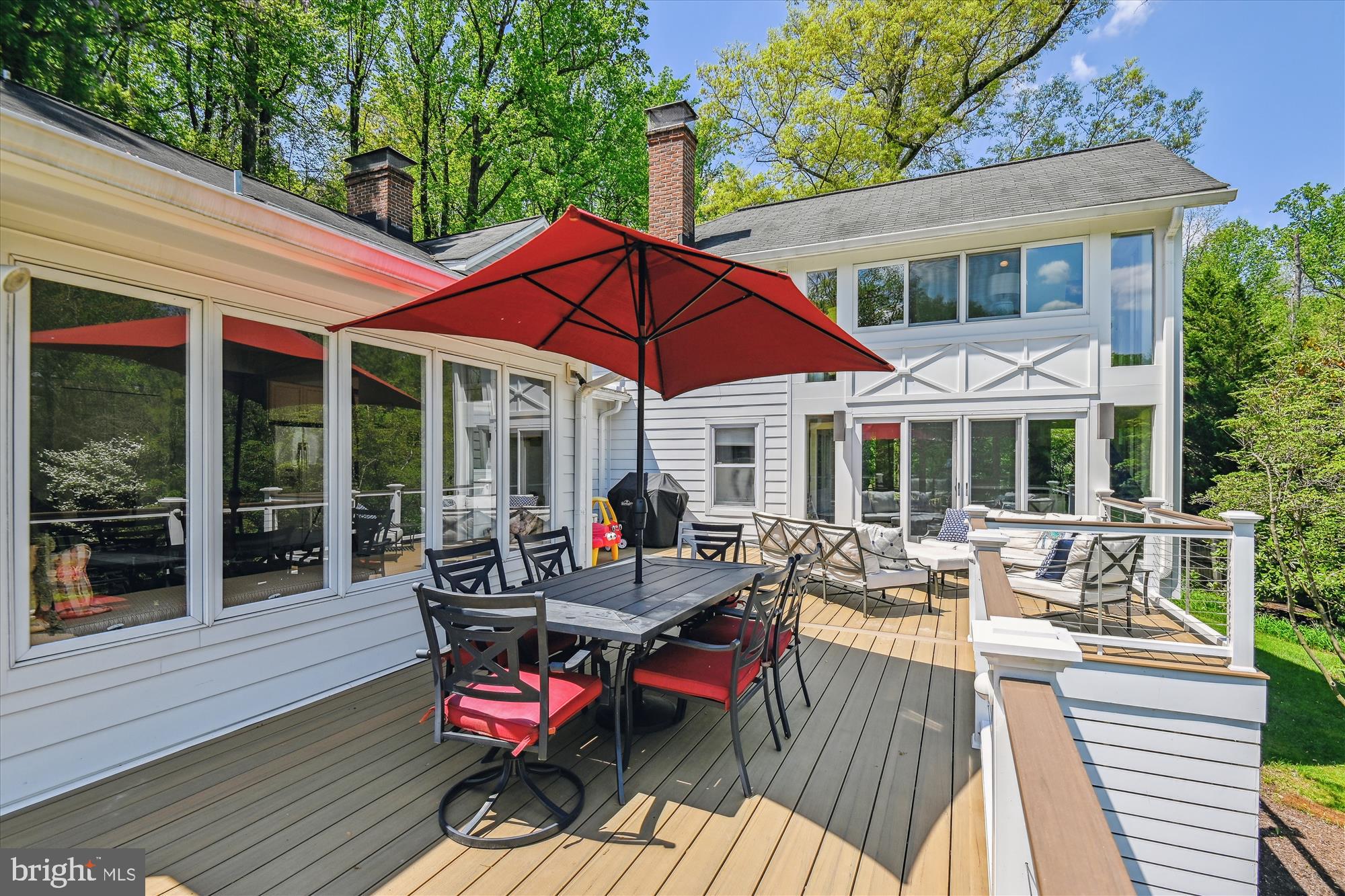 834 Hillside Rd