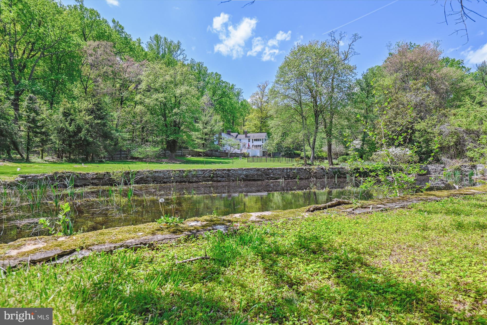 834 Hillside Rd