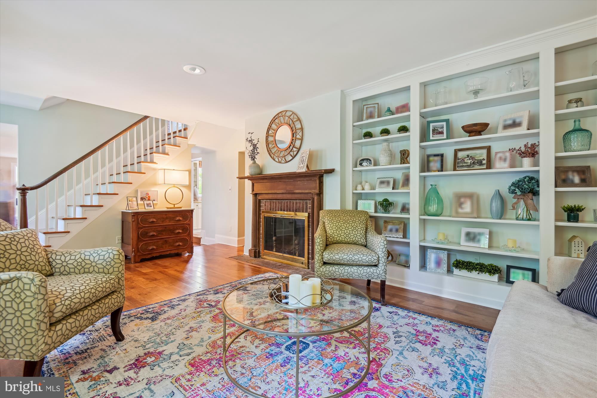 834 Hillside Rd