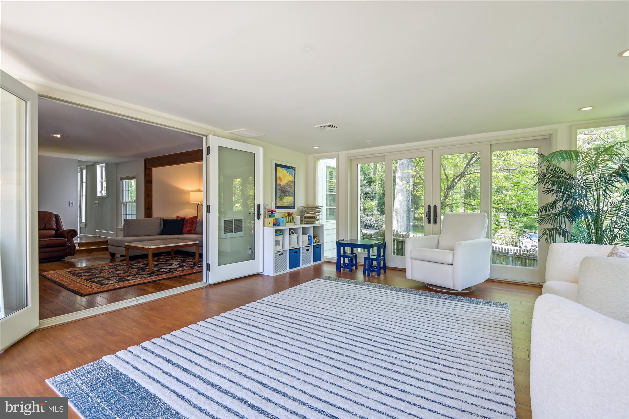 834 Hillside Rd