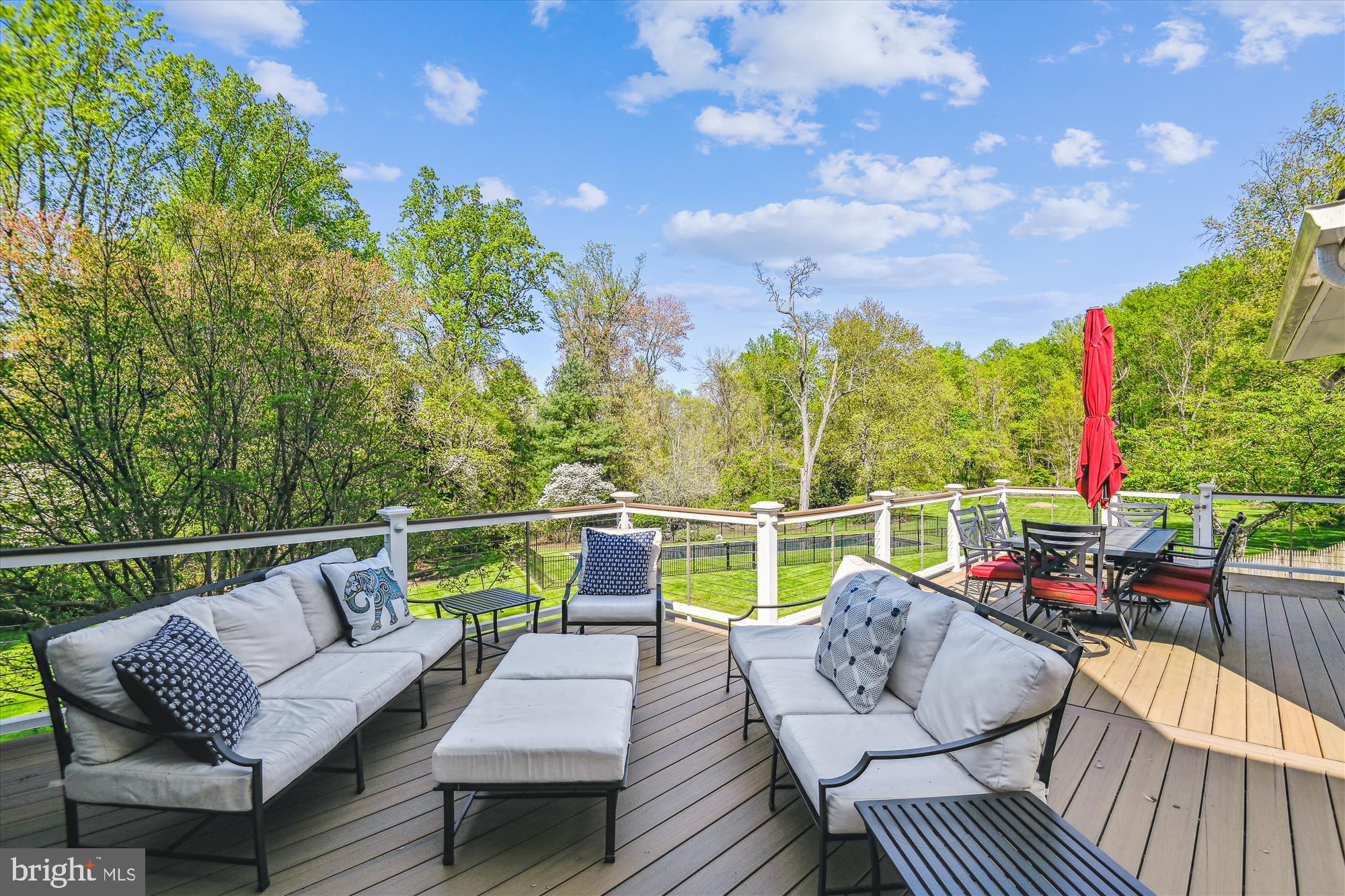 834 Hillside Rd