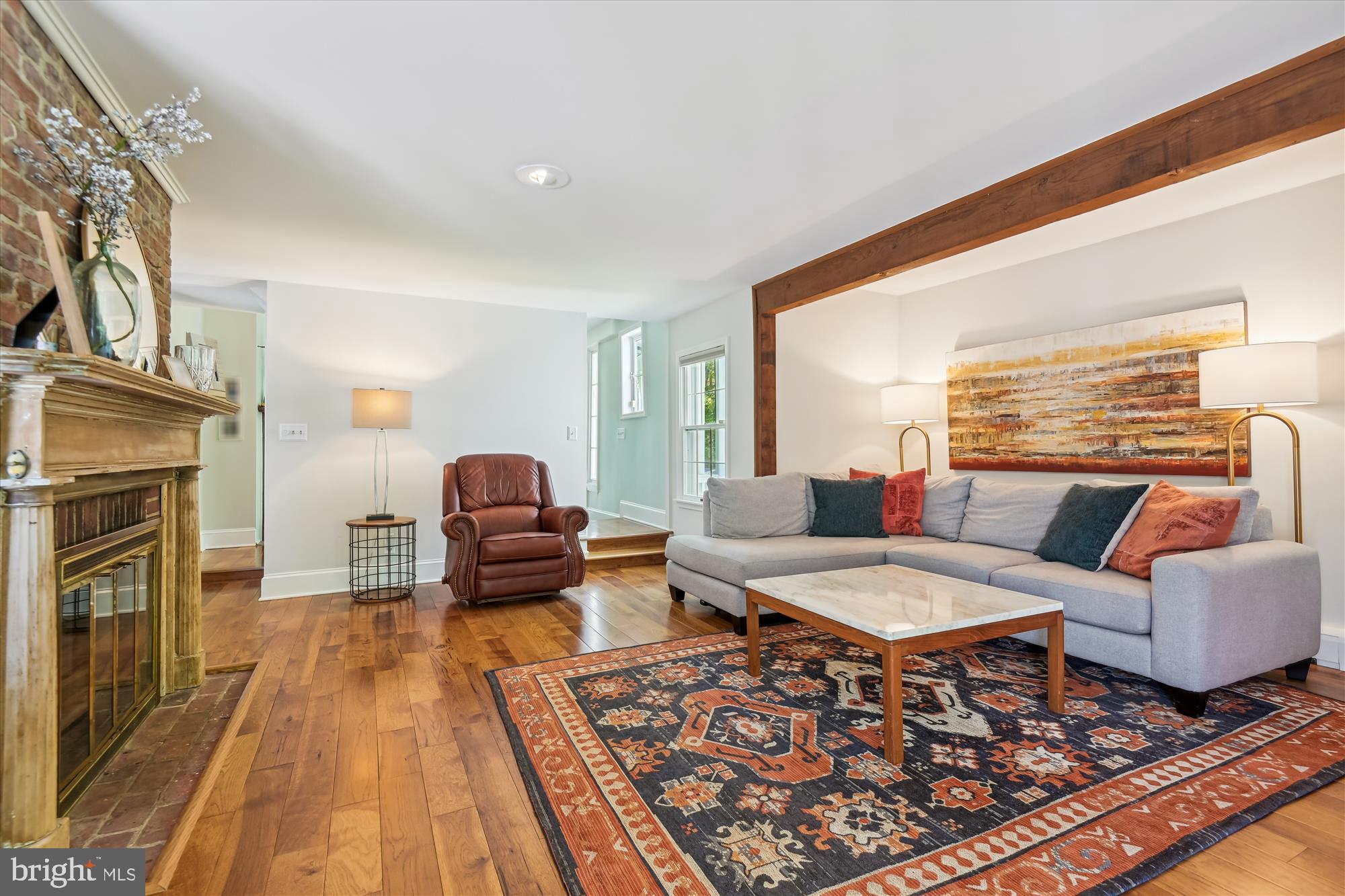 834 Hillside Rd