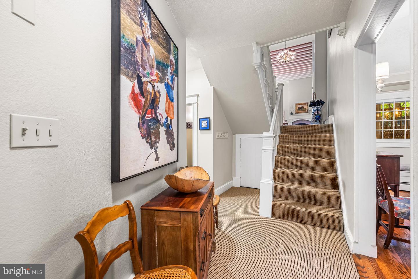 1409 Locust Ave