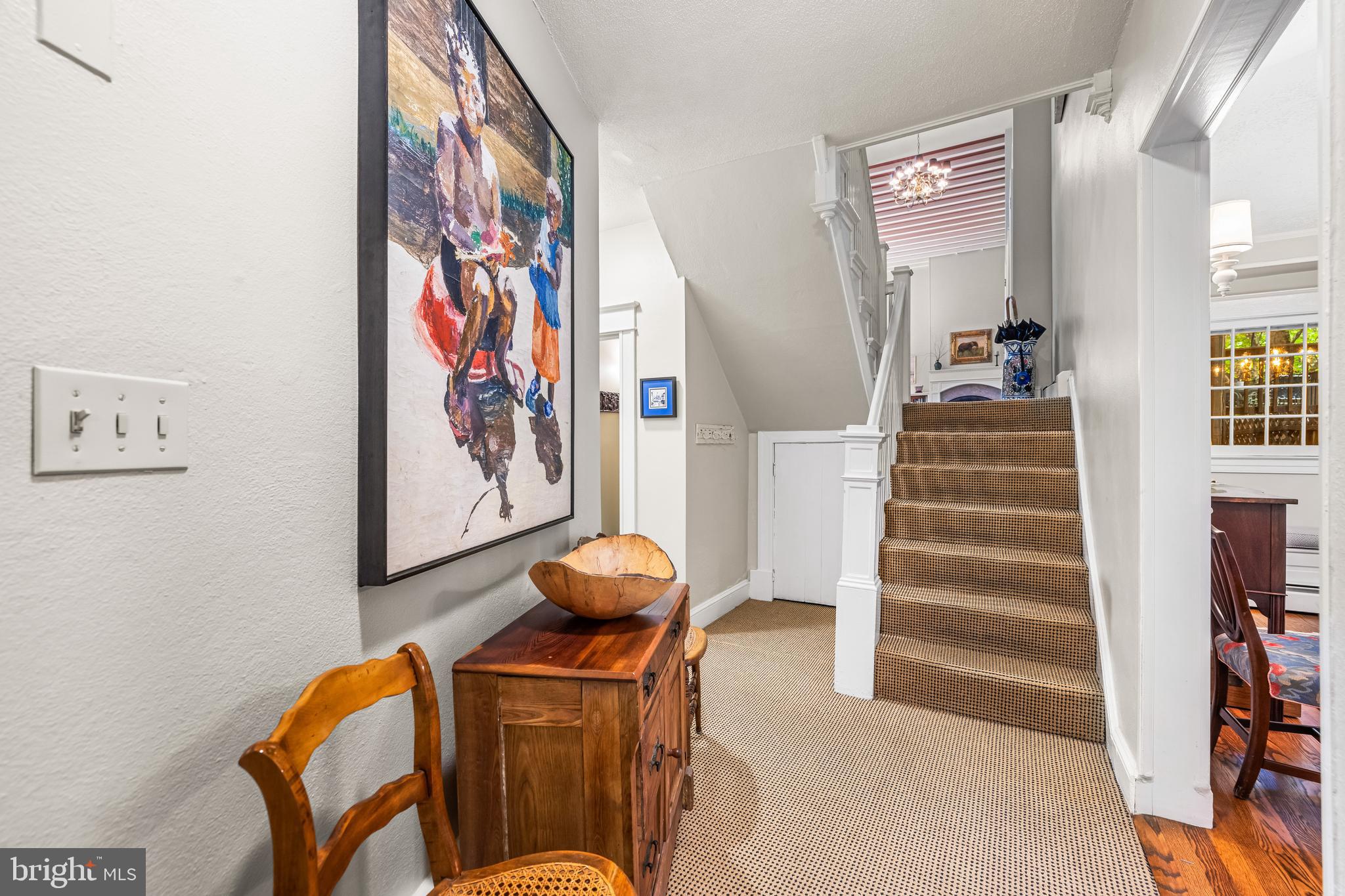 1409 Locust Ave