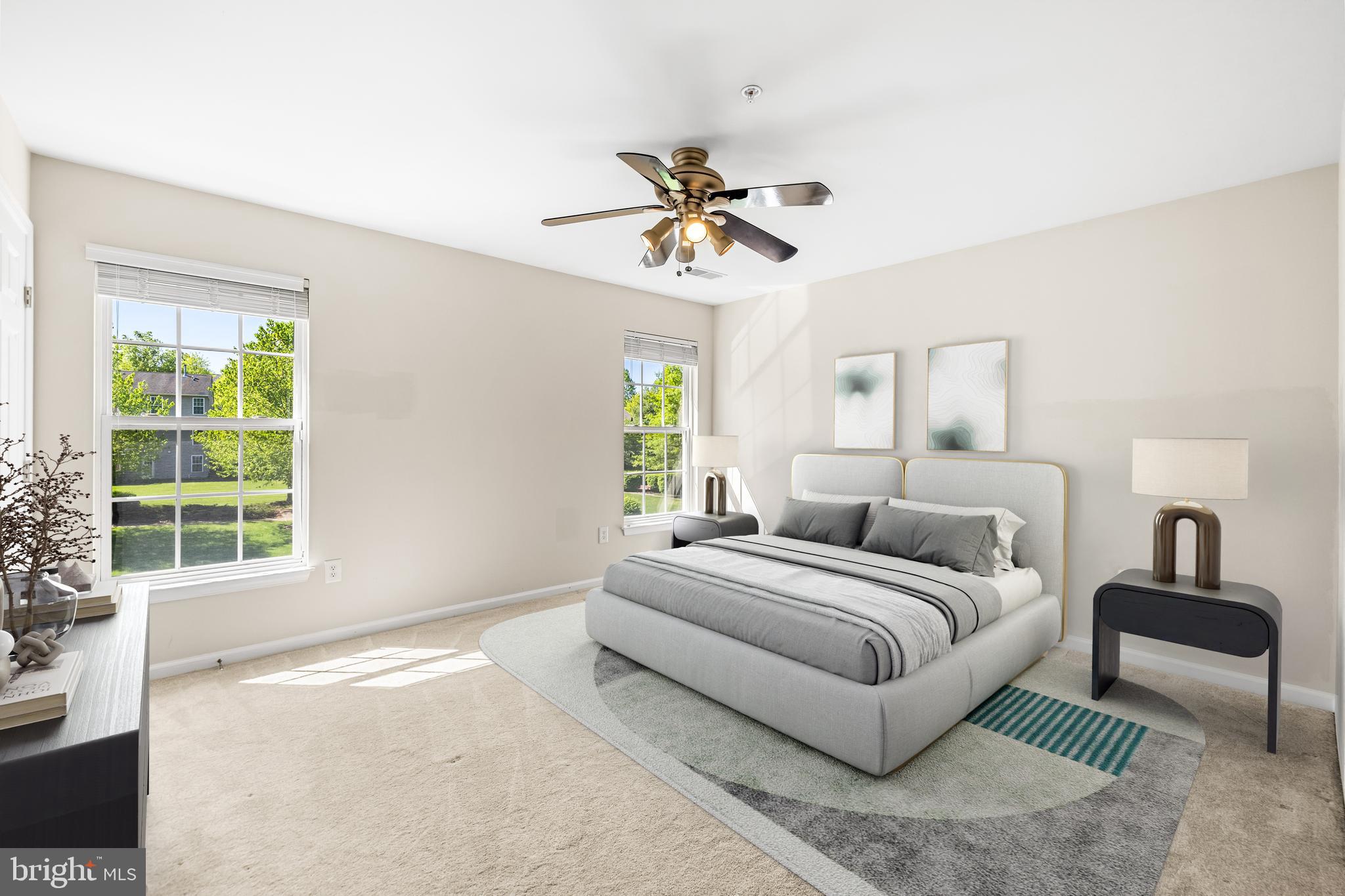 140 Teapot Ct #140