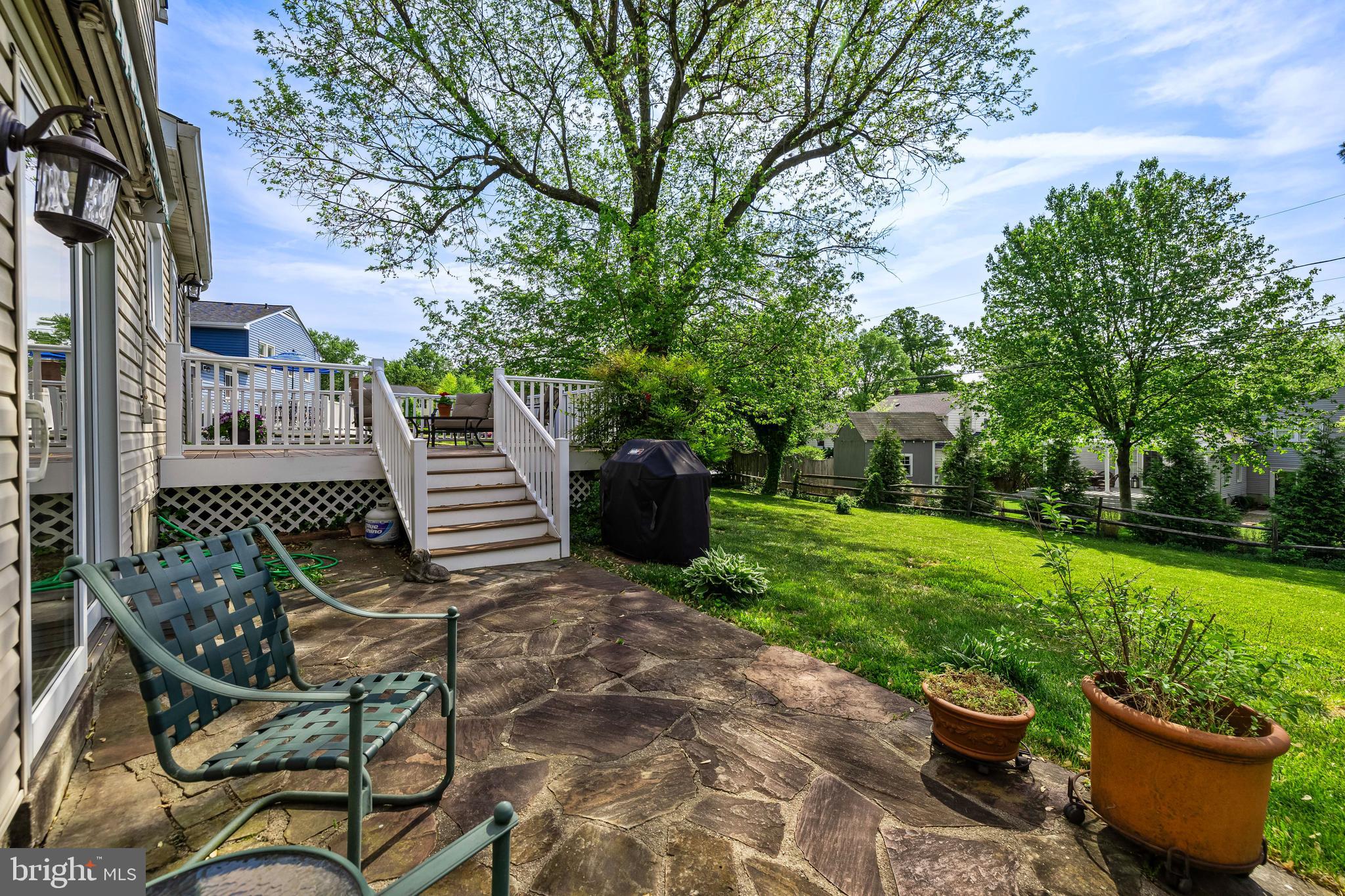 907 Jamieson Rd