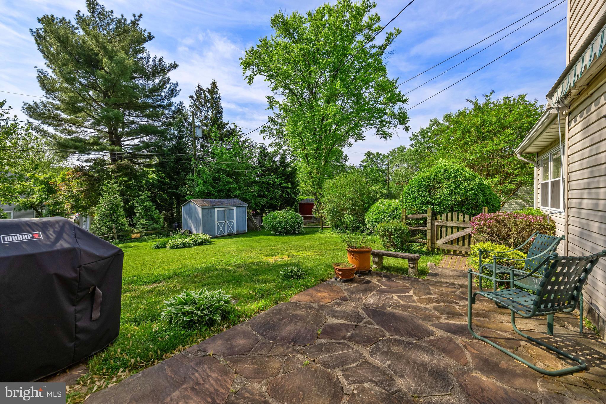 907 Jamieson Rd