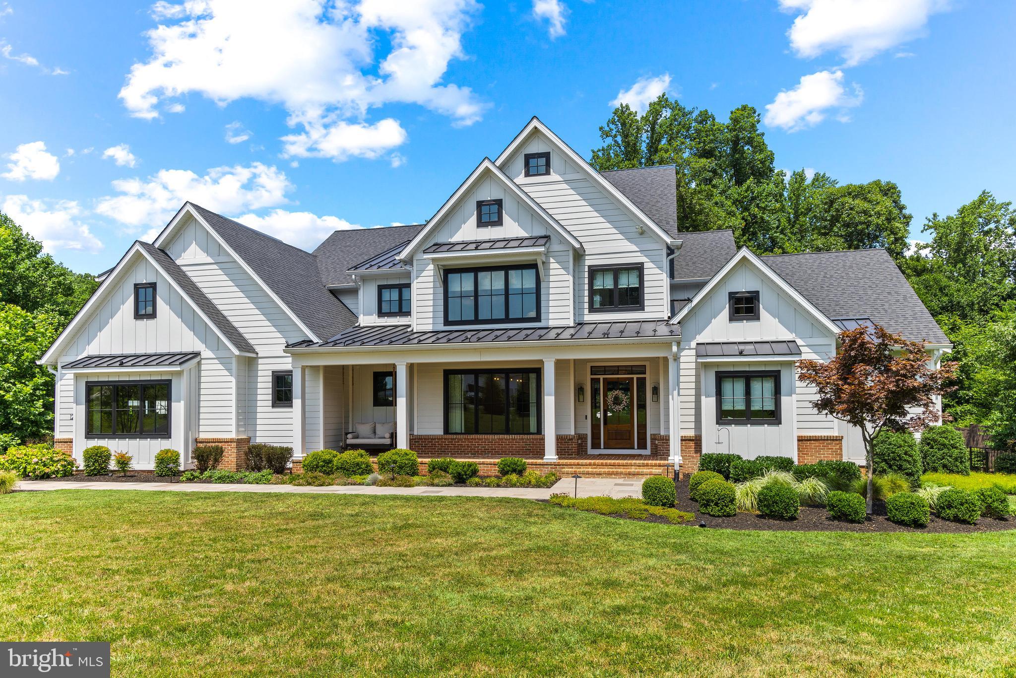 12121 Cecilia Ct