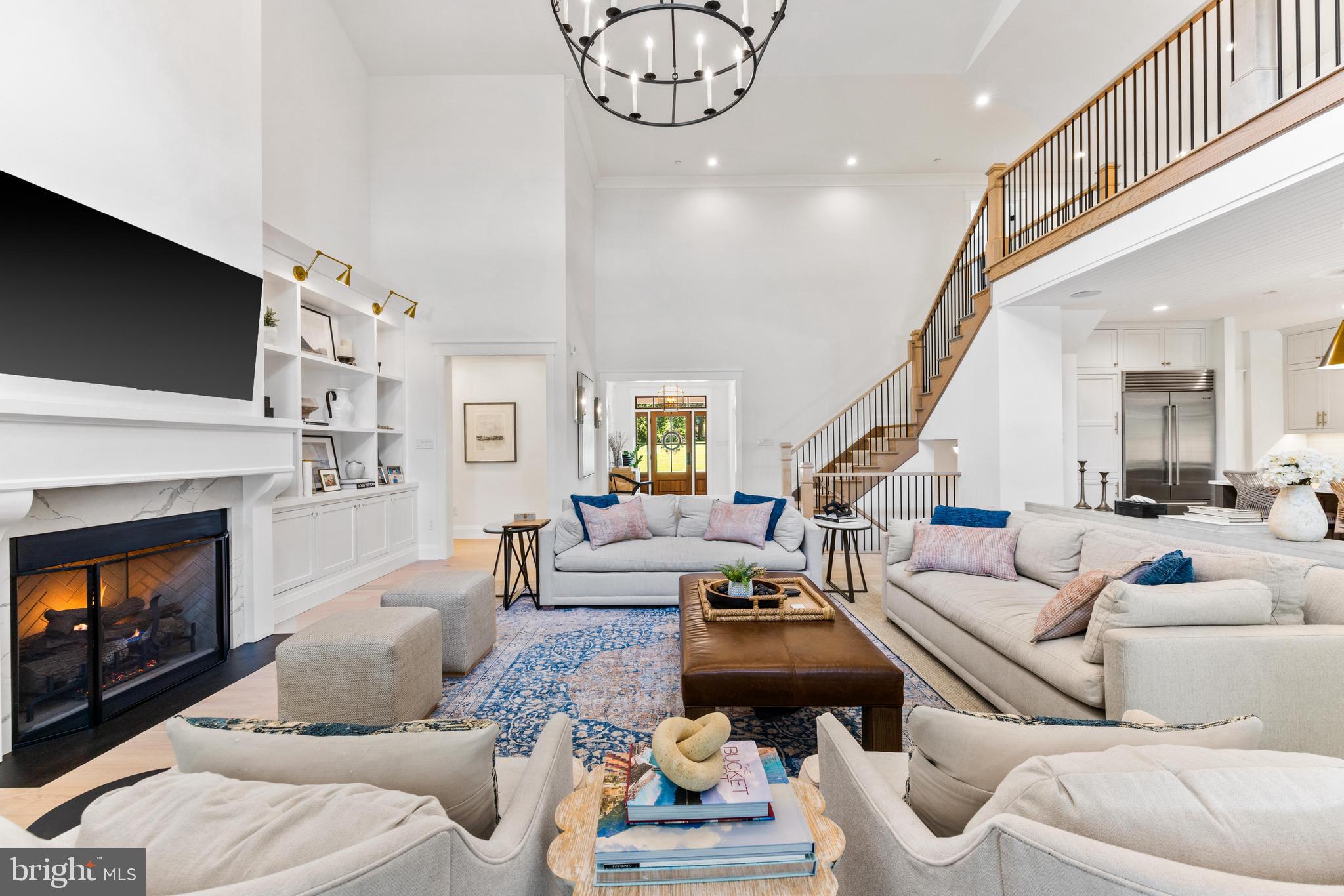 12121 Cecilia Ct