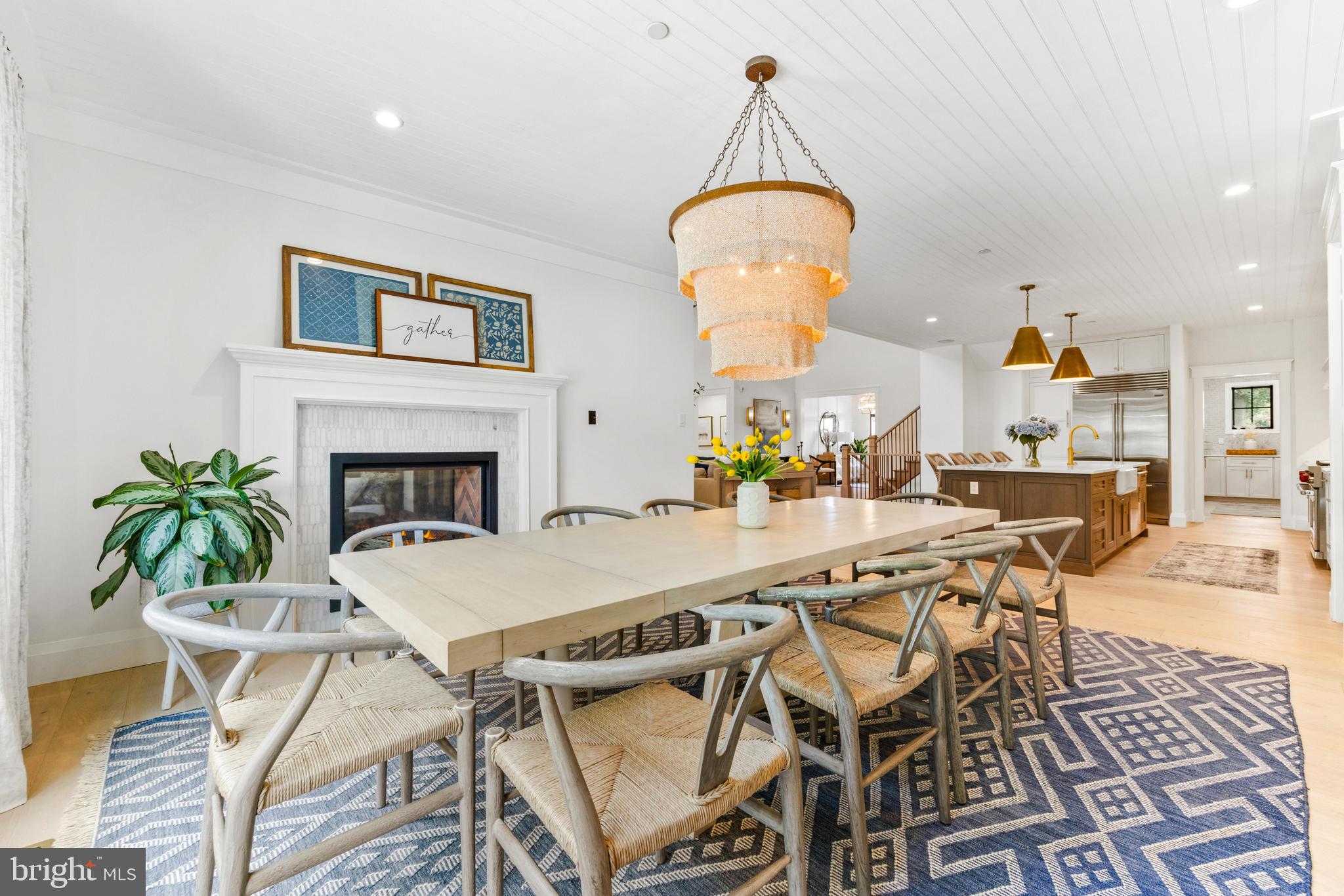 12121 Cecilia Ct