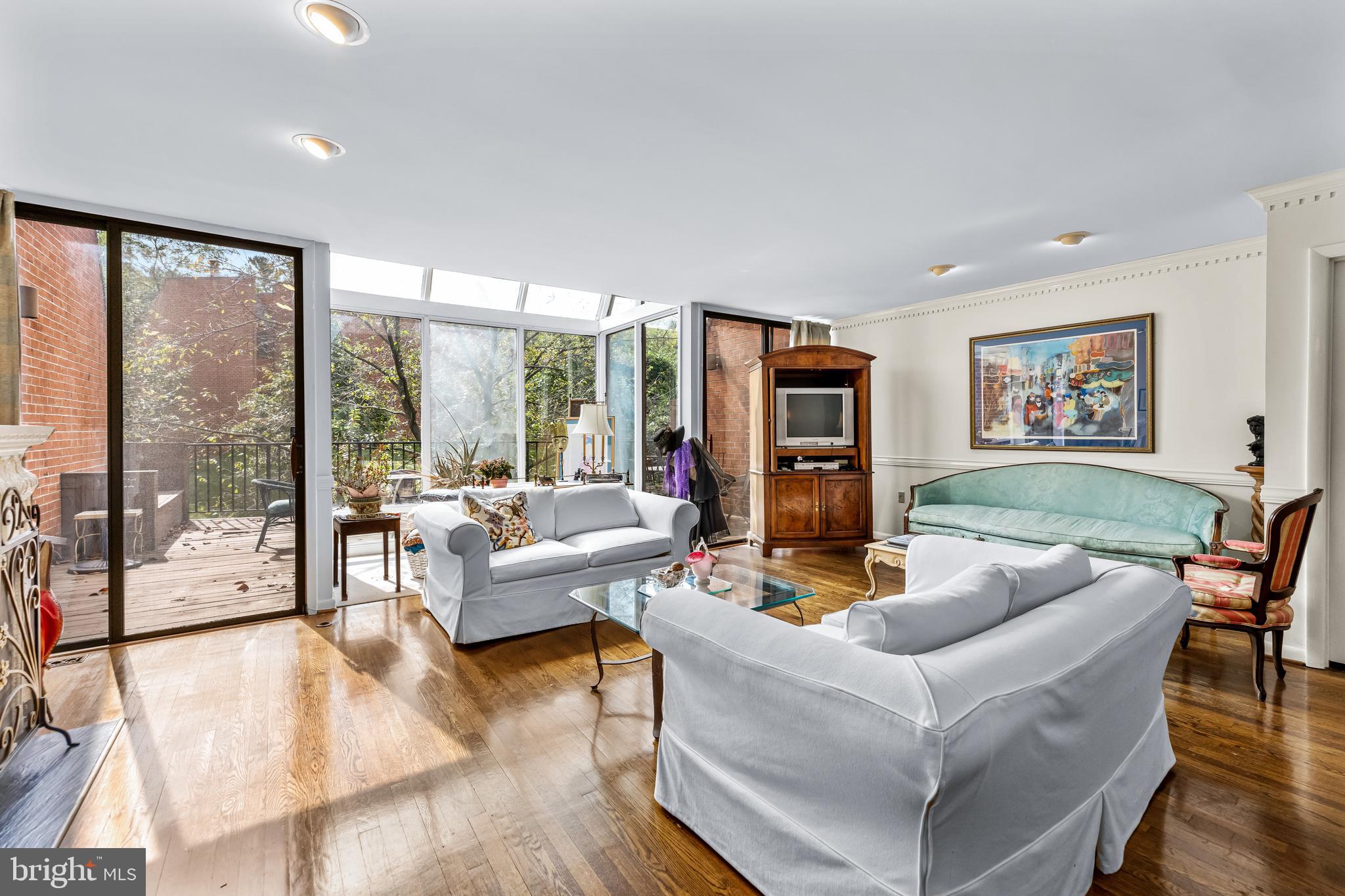 41 Judges Ln