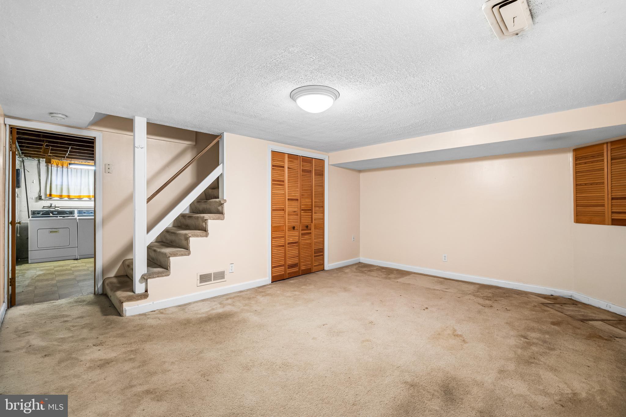 1422 Clairidge Rd