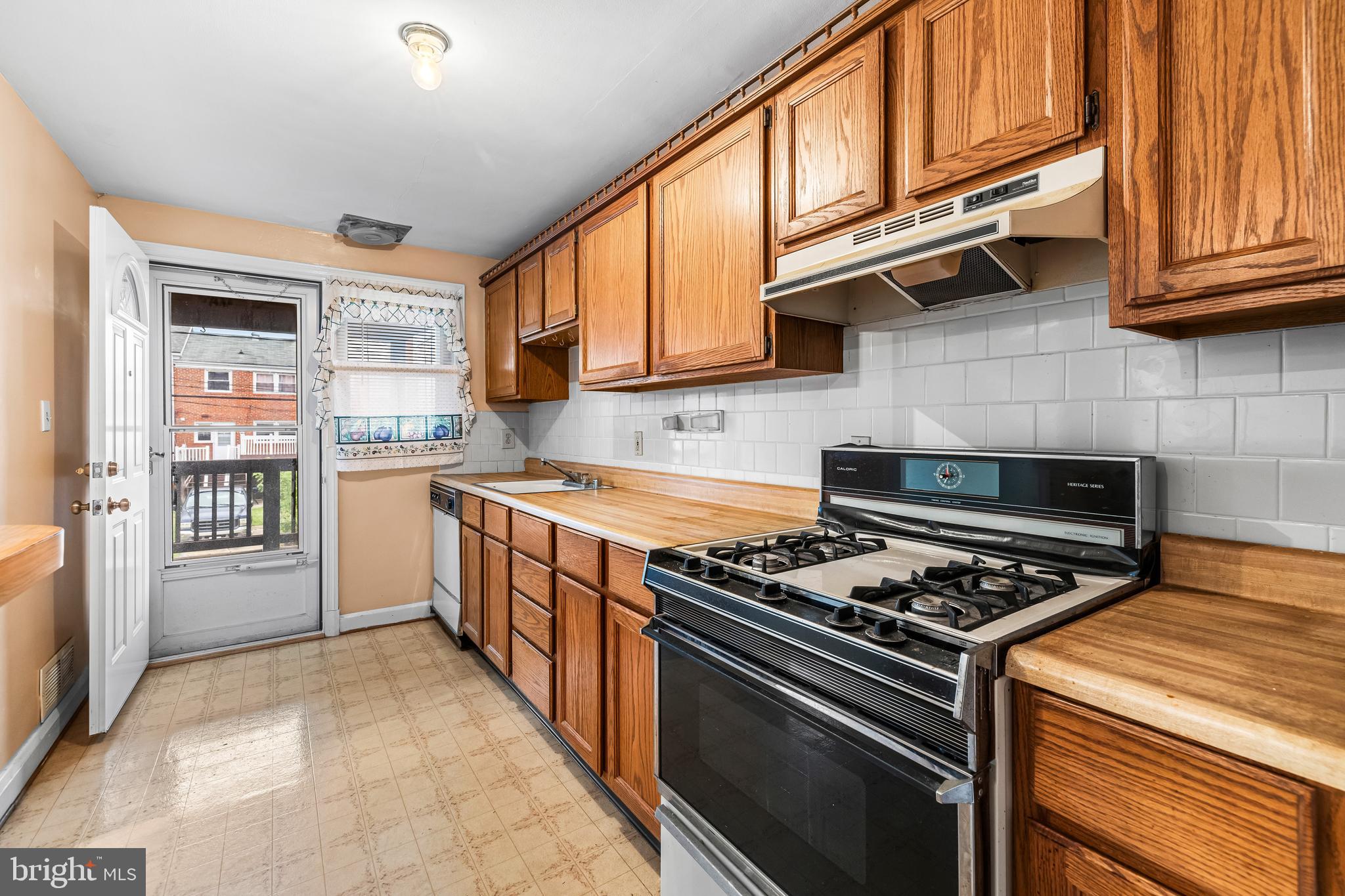 1422 Clairidge Rd