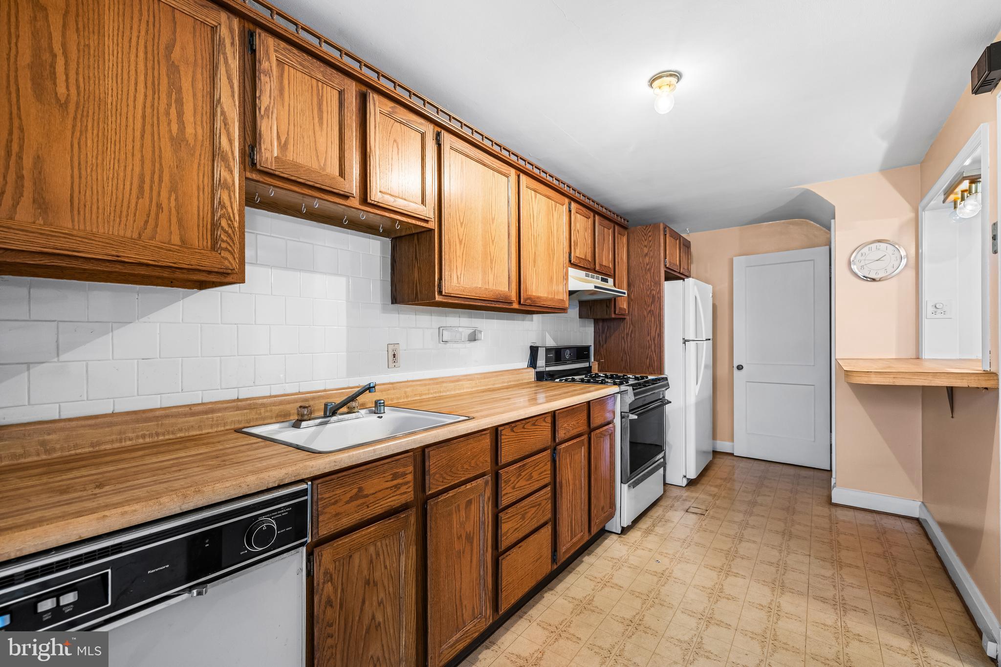 1422 Clairidge Rd