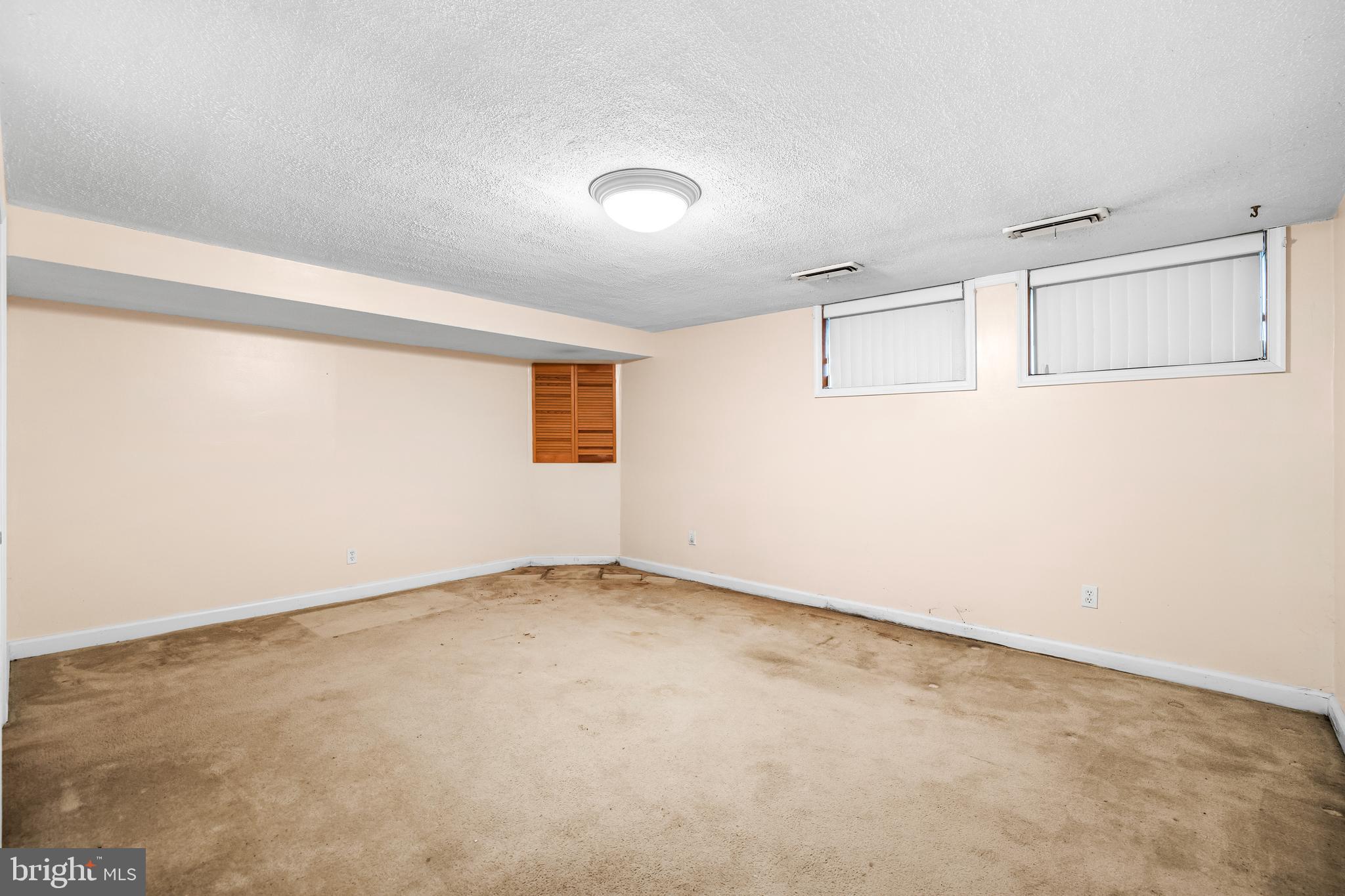 1422 Clairidge Rd