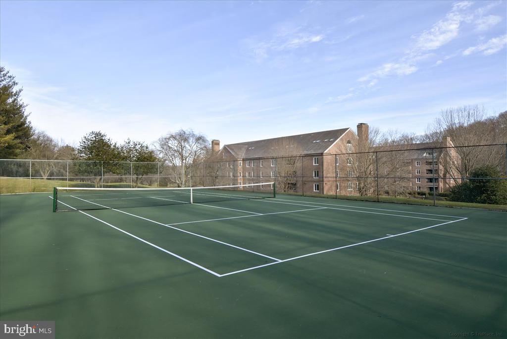 2331 Old Court Rd #409