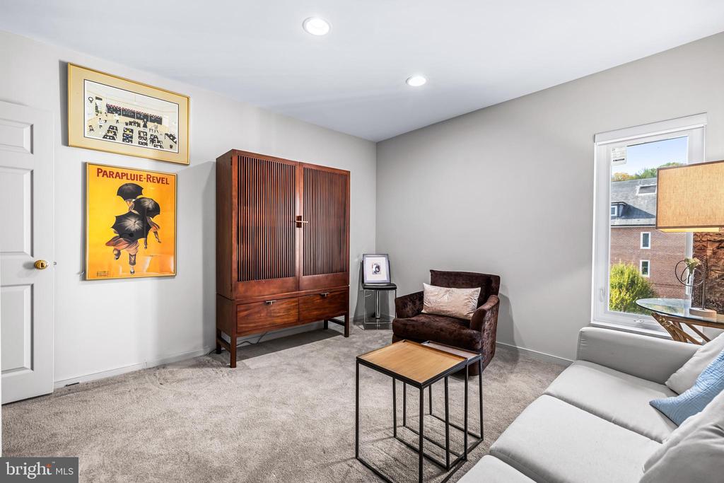 2331 Old Court Rd #409