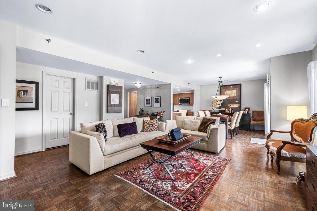 2331 Old Court Rd #409