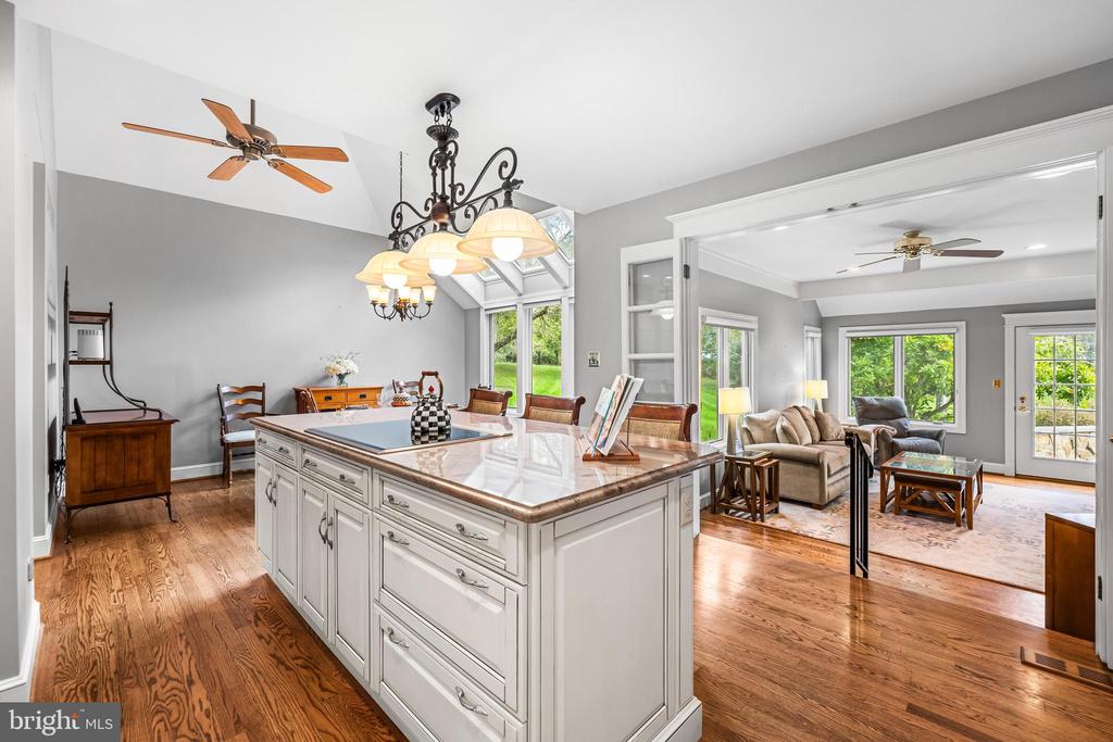 3 Fieldspring Ct