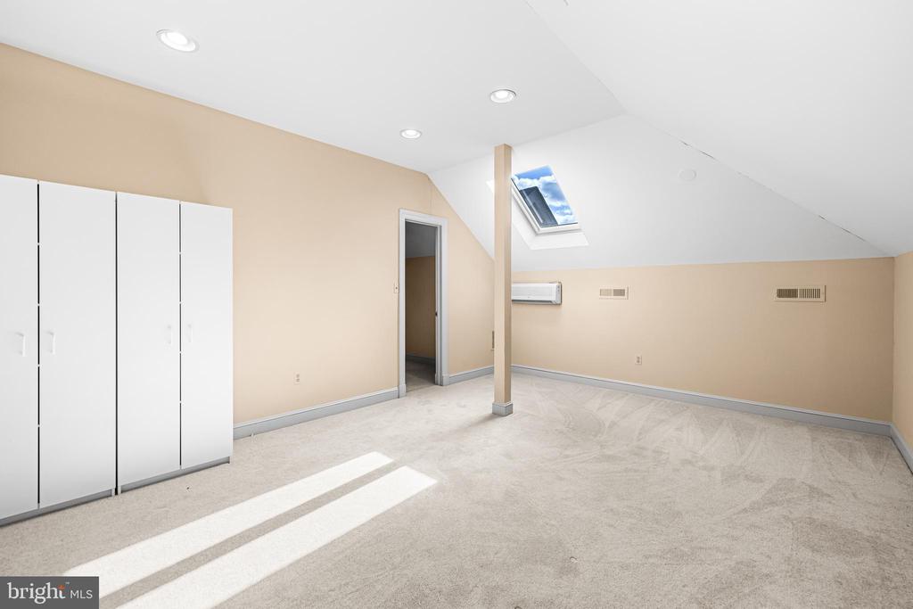 3 Fieldspring Ct