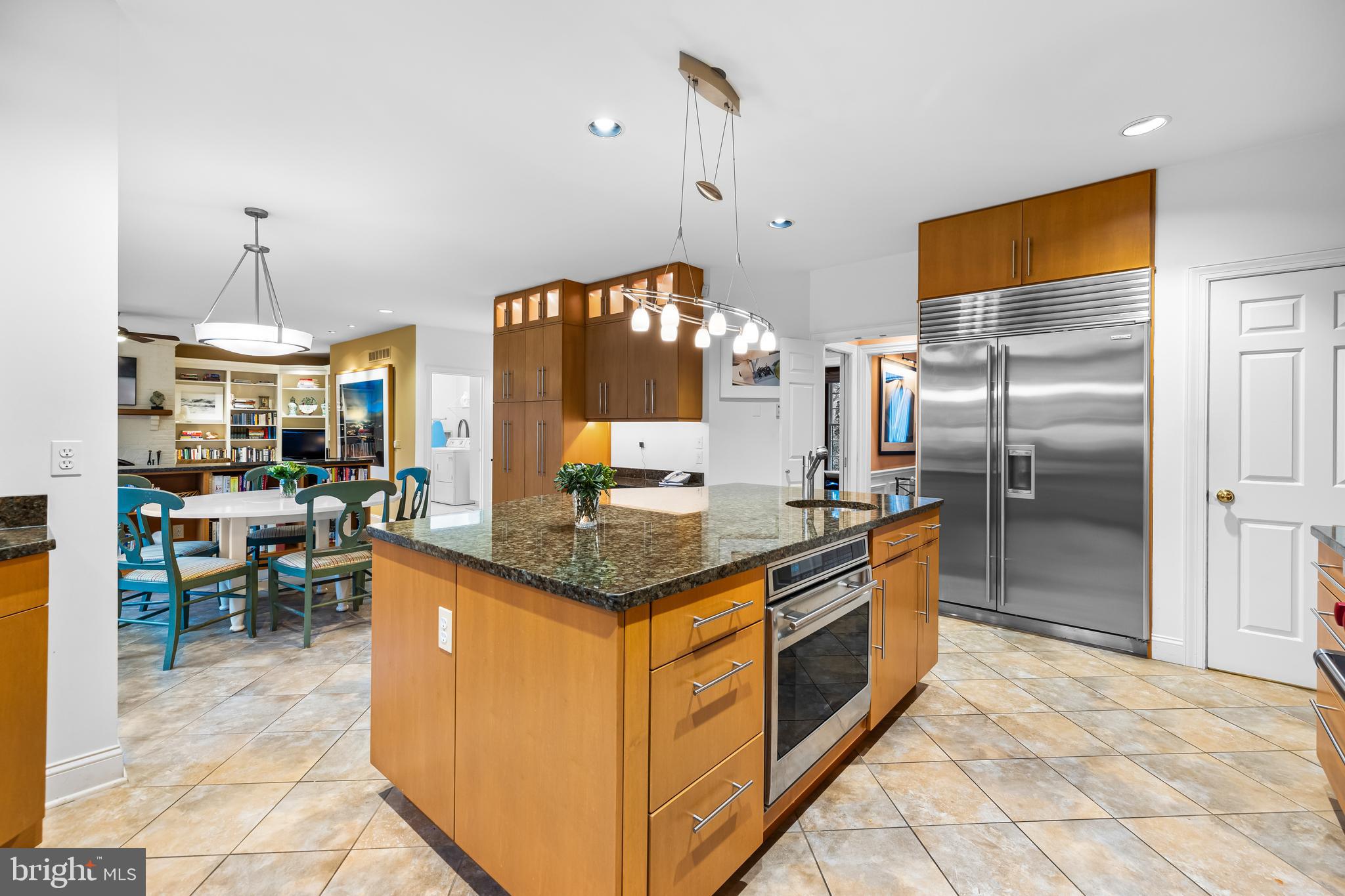1408 Locust Ave