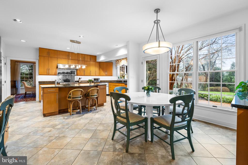 1408 Locust Ave