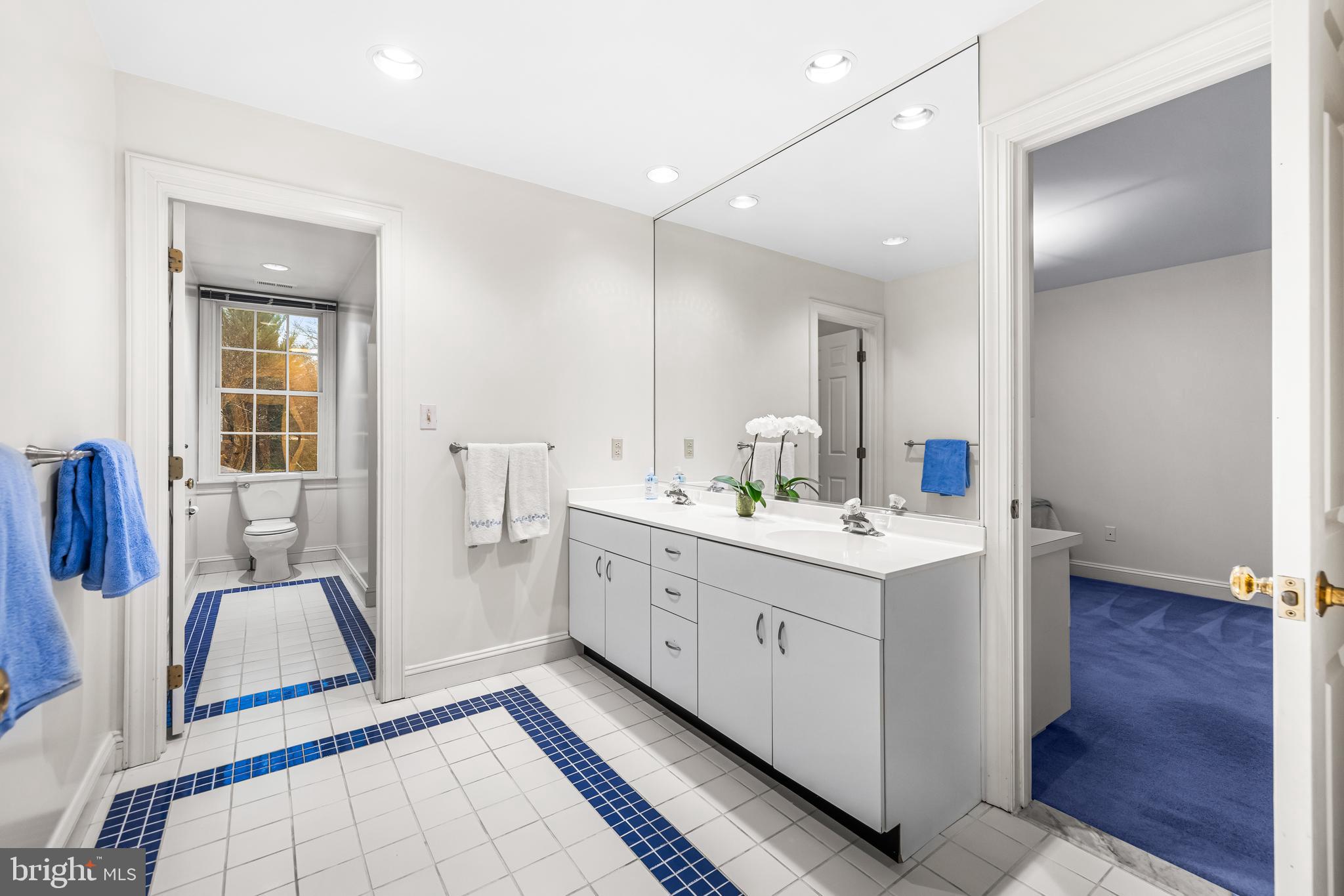 1408 Locust Ave