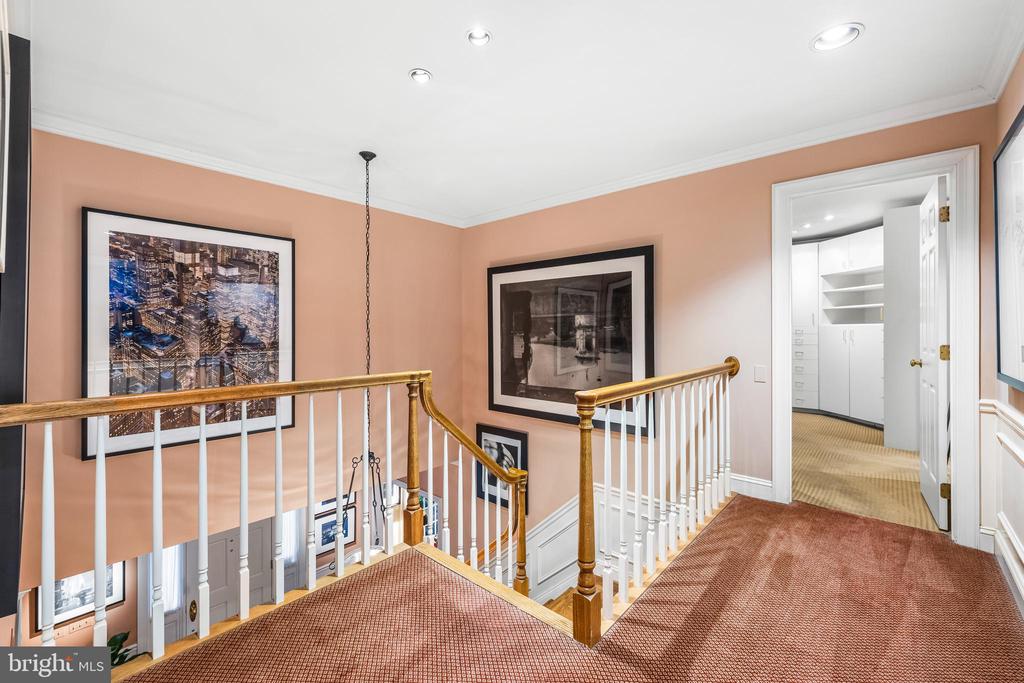 1408 Locust Ave