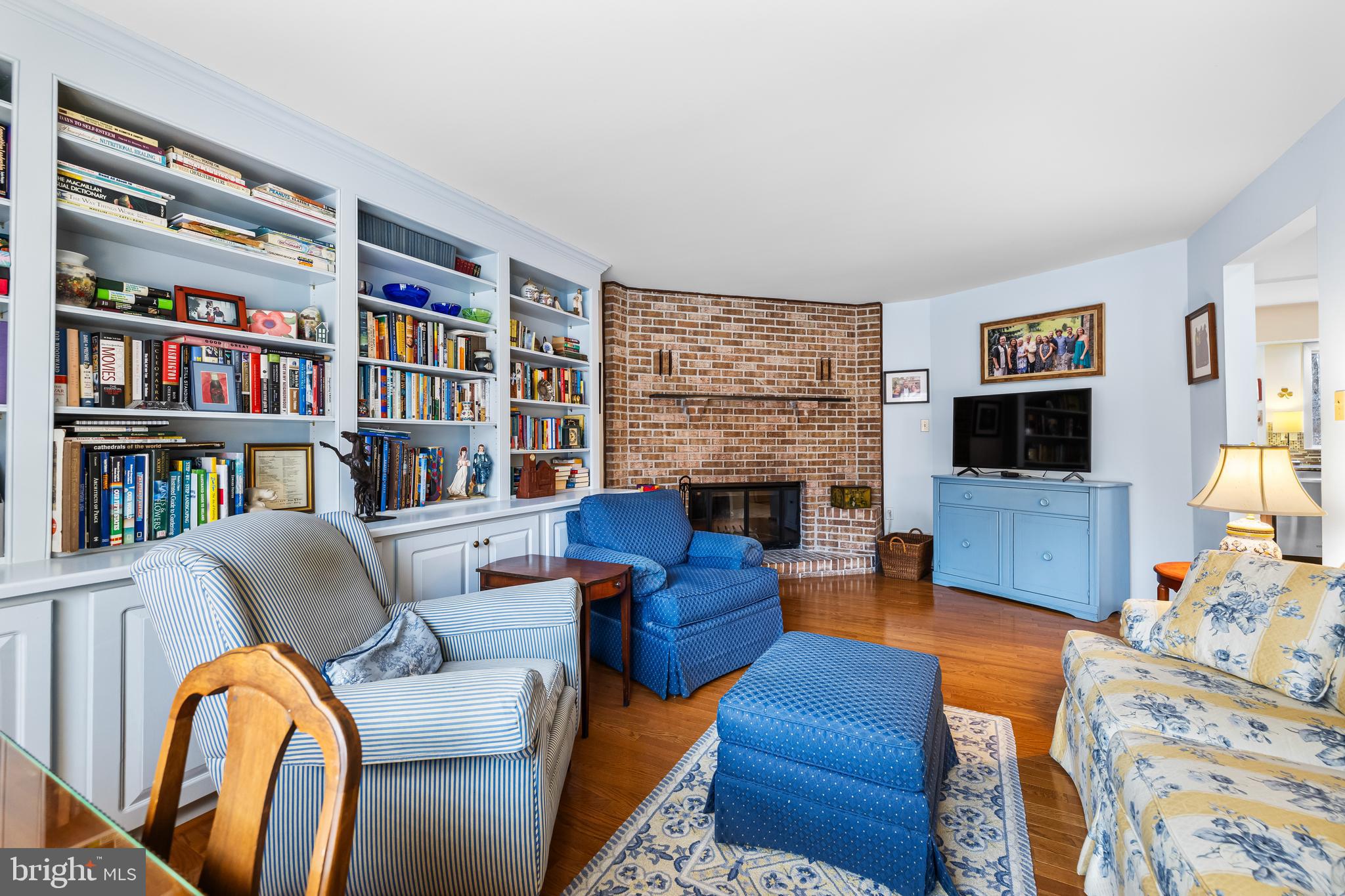 1907 Billy Barton Cir