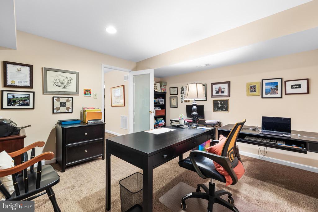 1907 Billy Barton Cir