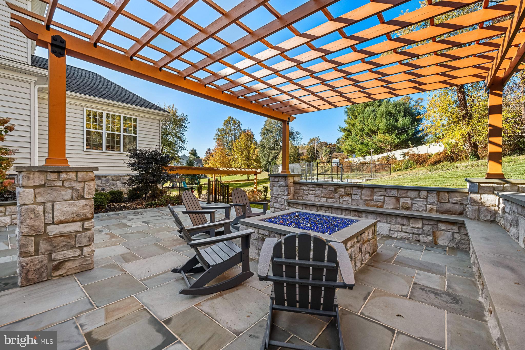 12012 Hammonds Glen Cir