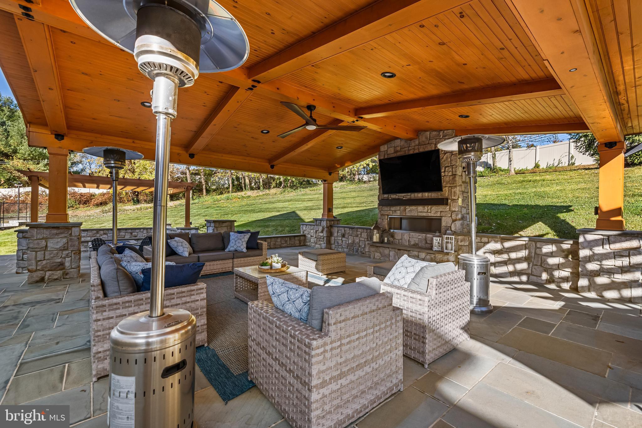 12012 Hammonds Glen Cir