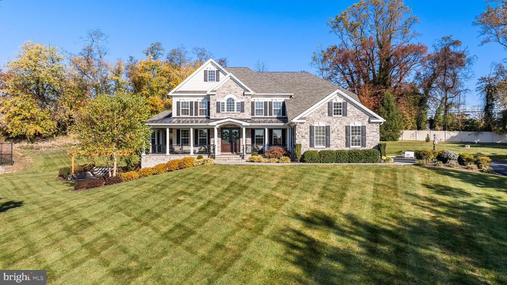12012 Hammonds Glen Cir