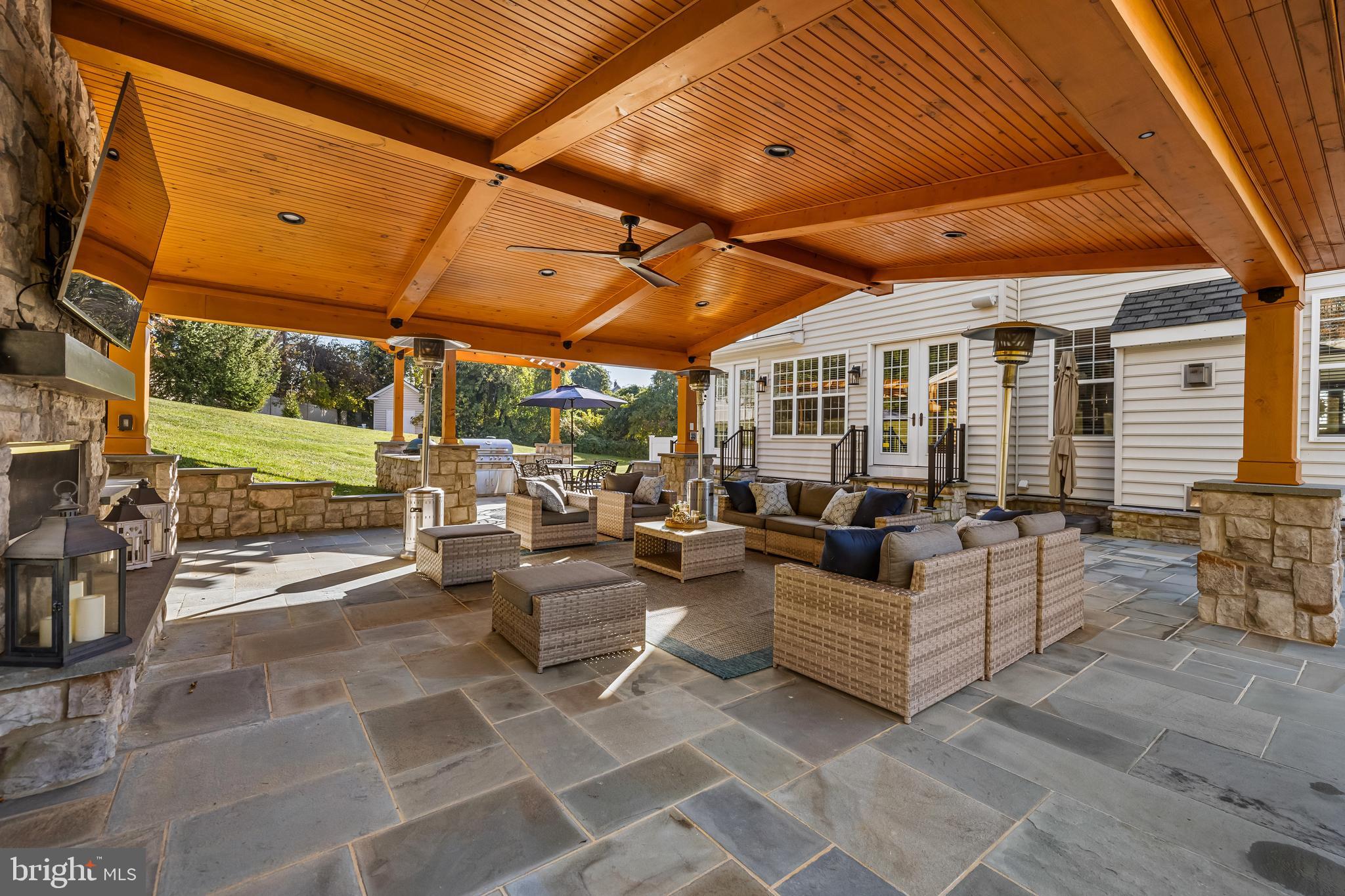 12012 Hammonds Glen Cir