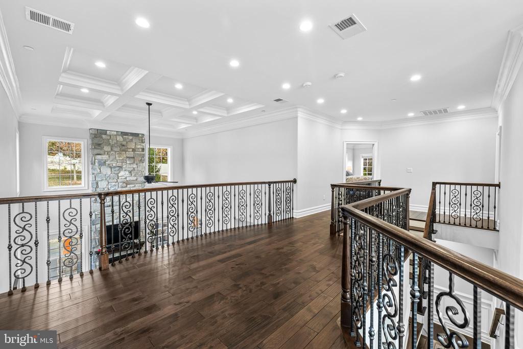 12012 Hammonds Glen Cir