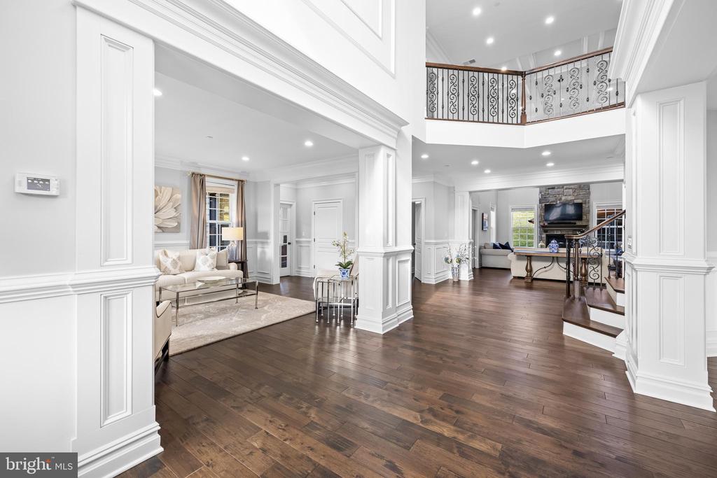 12012 Hammonds Glen Cir