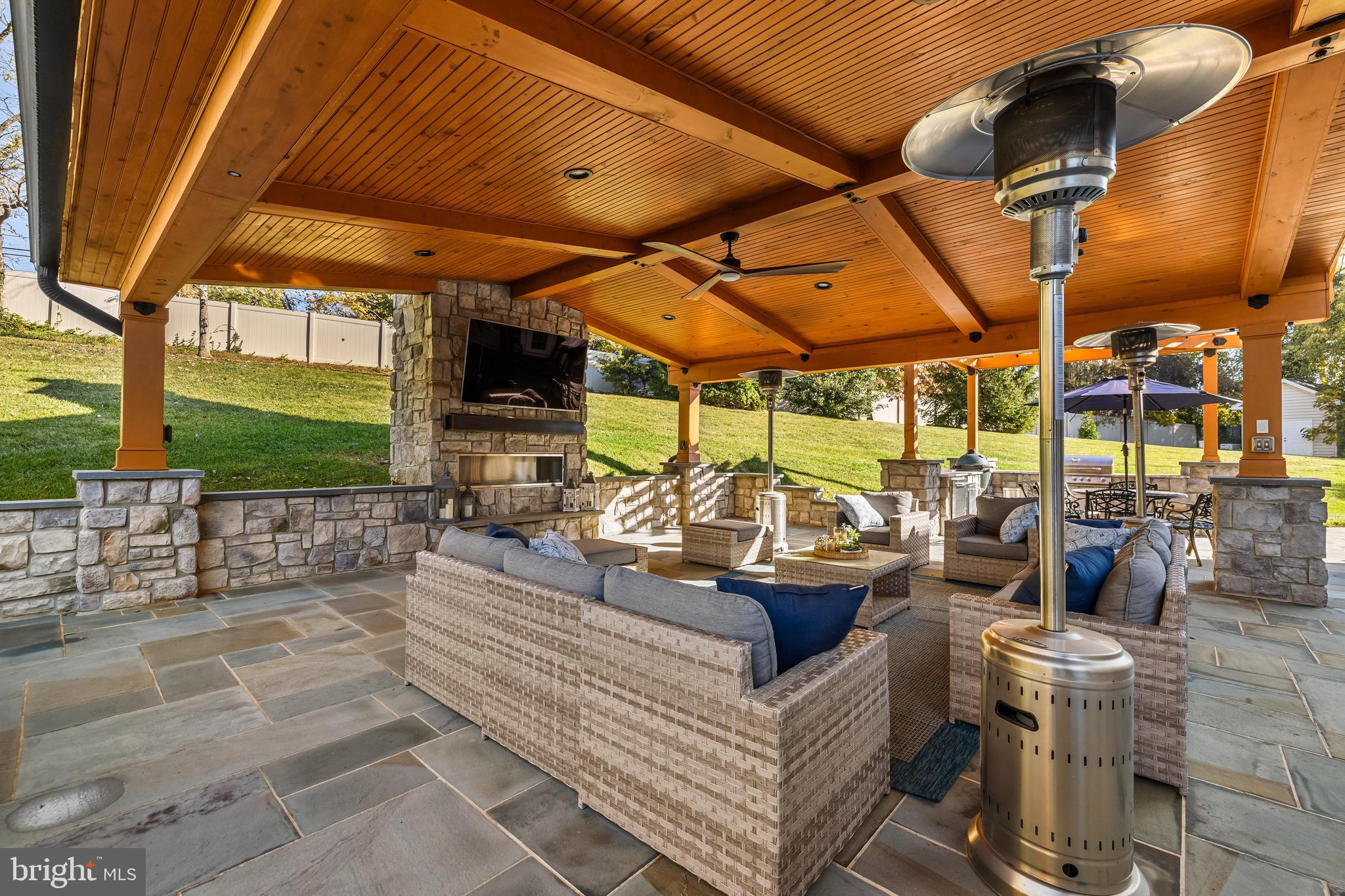 12012 Hammonds Glen Cir